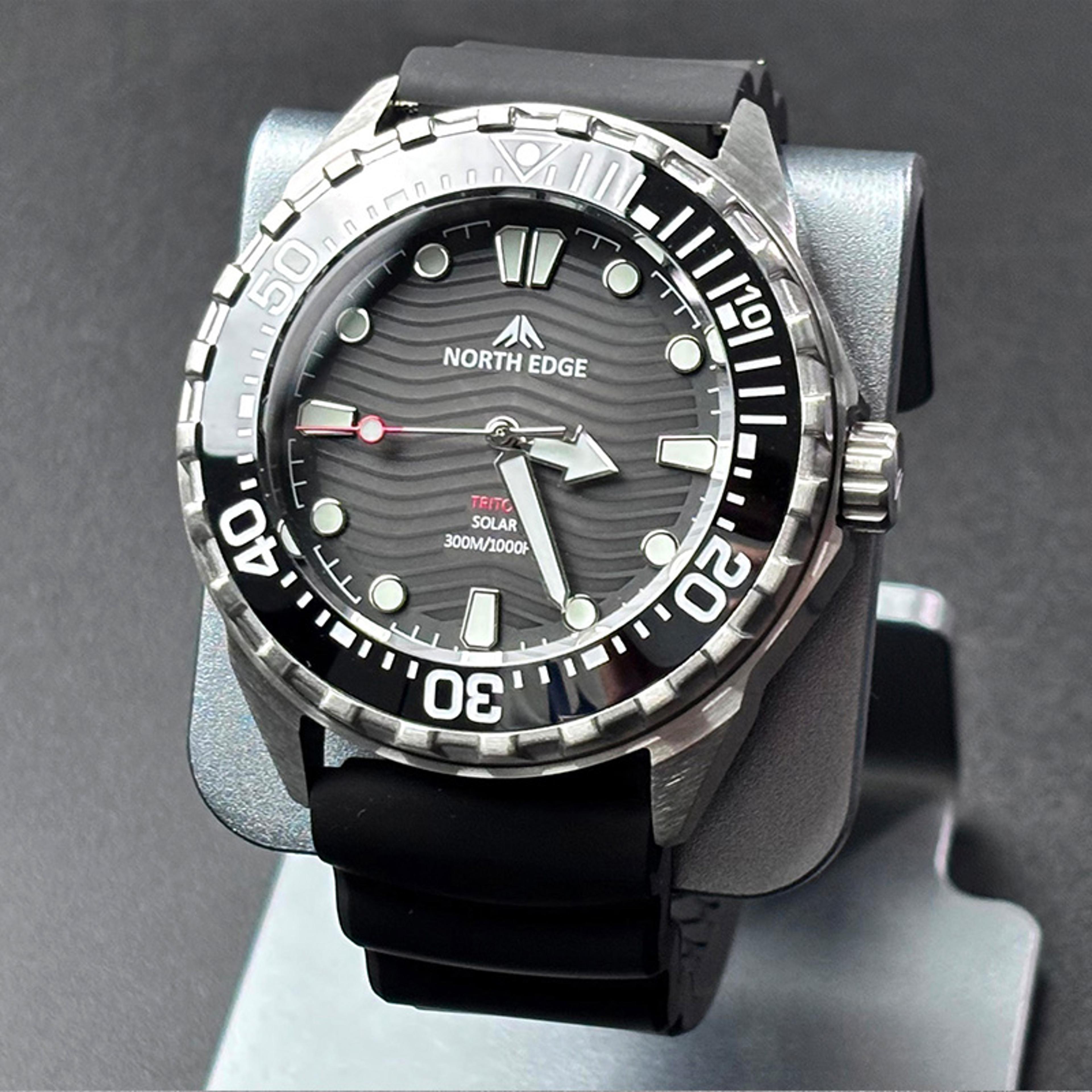 solar dive watch men stainless steel luxury quartz waterproof