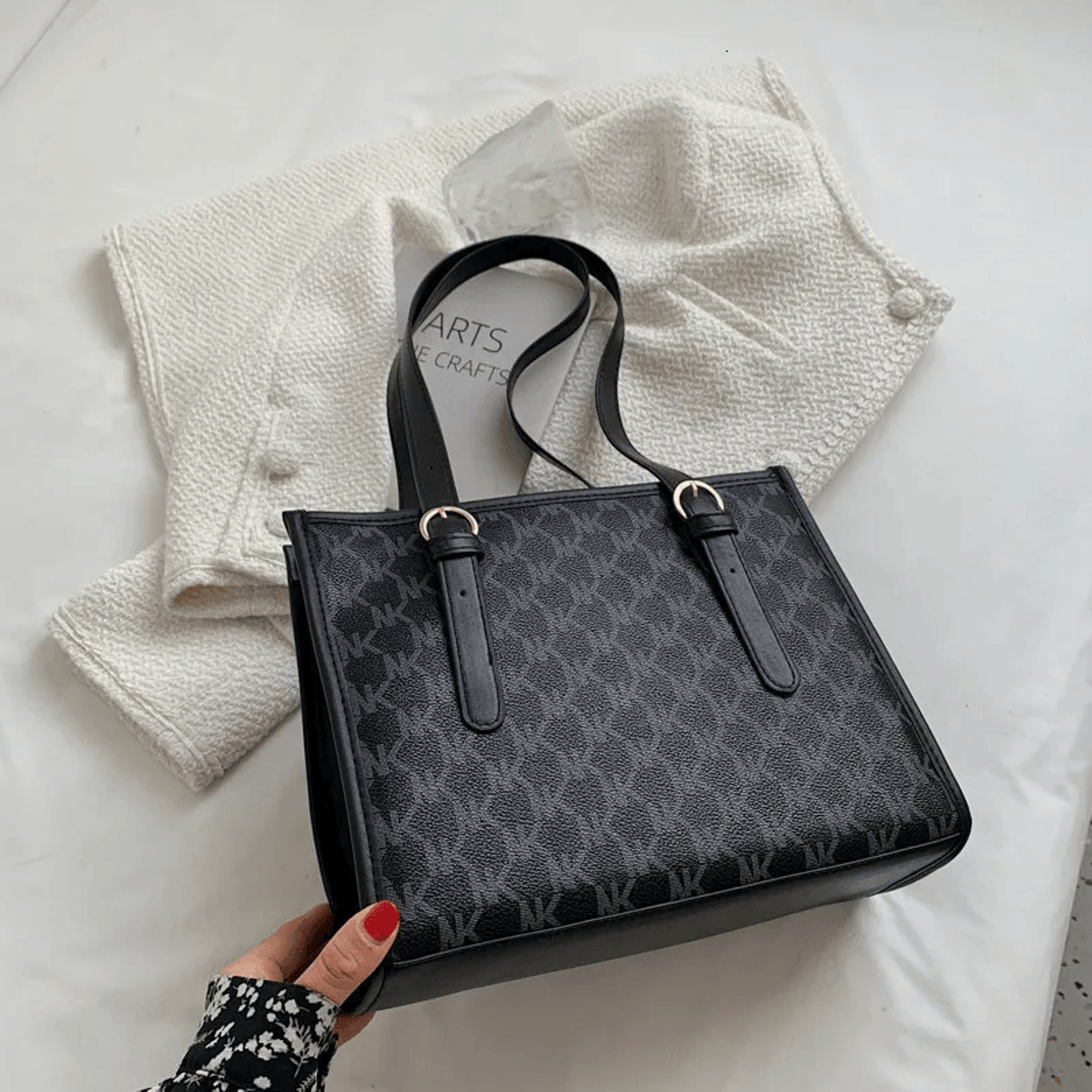 snap closure makeup coin purse for women
