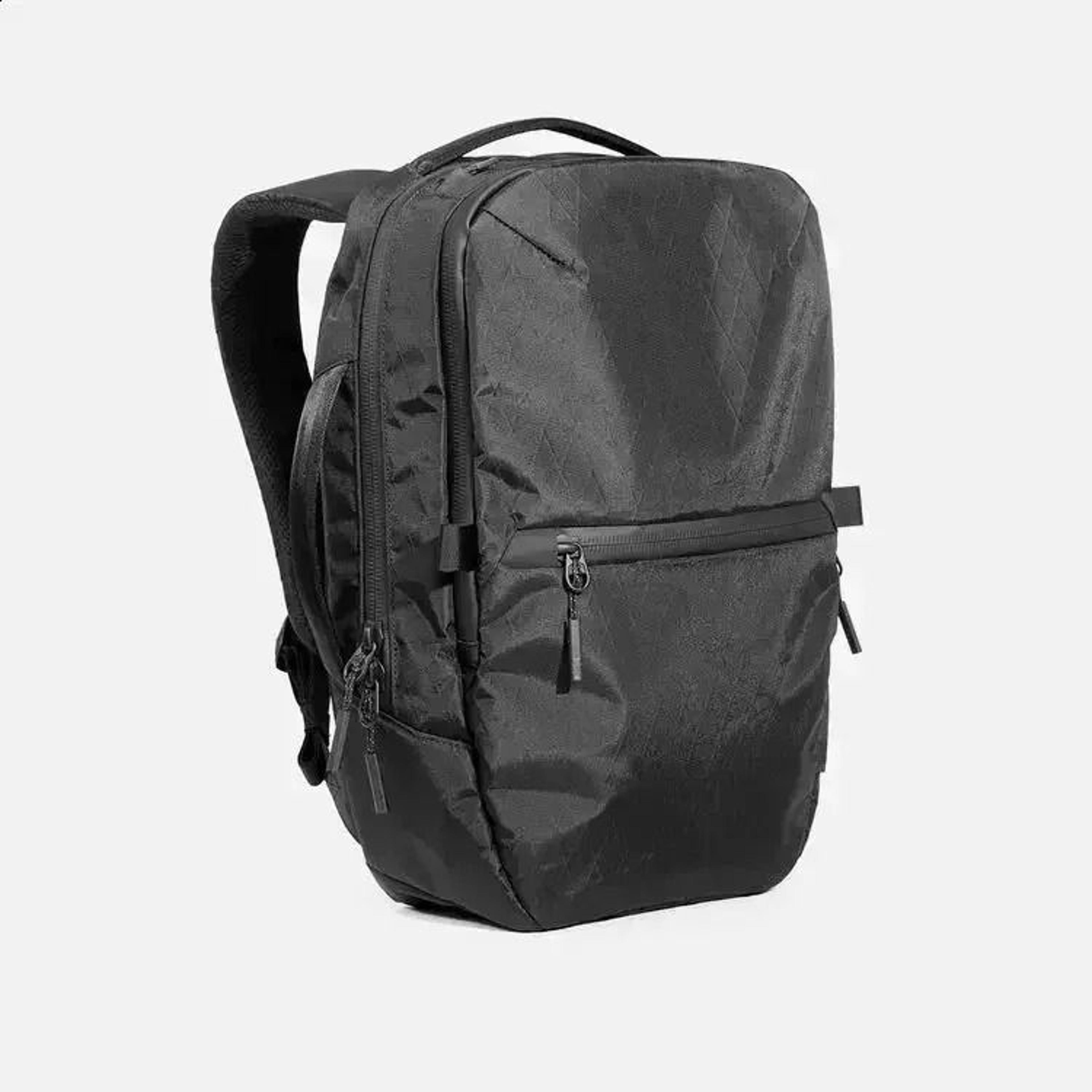 lightweight waterproof travel backpack for men and women