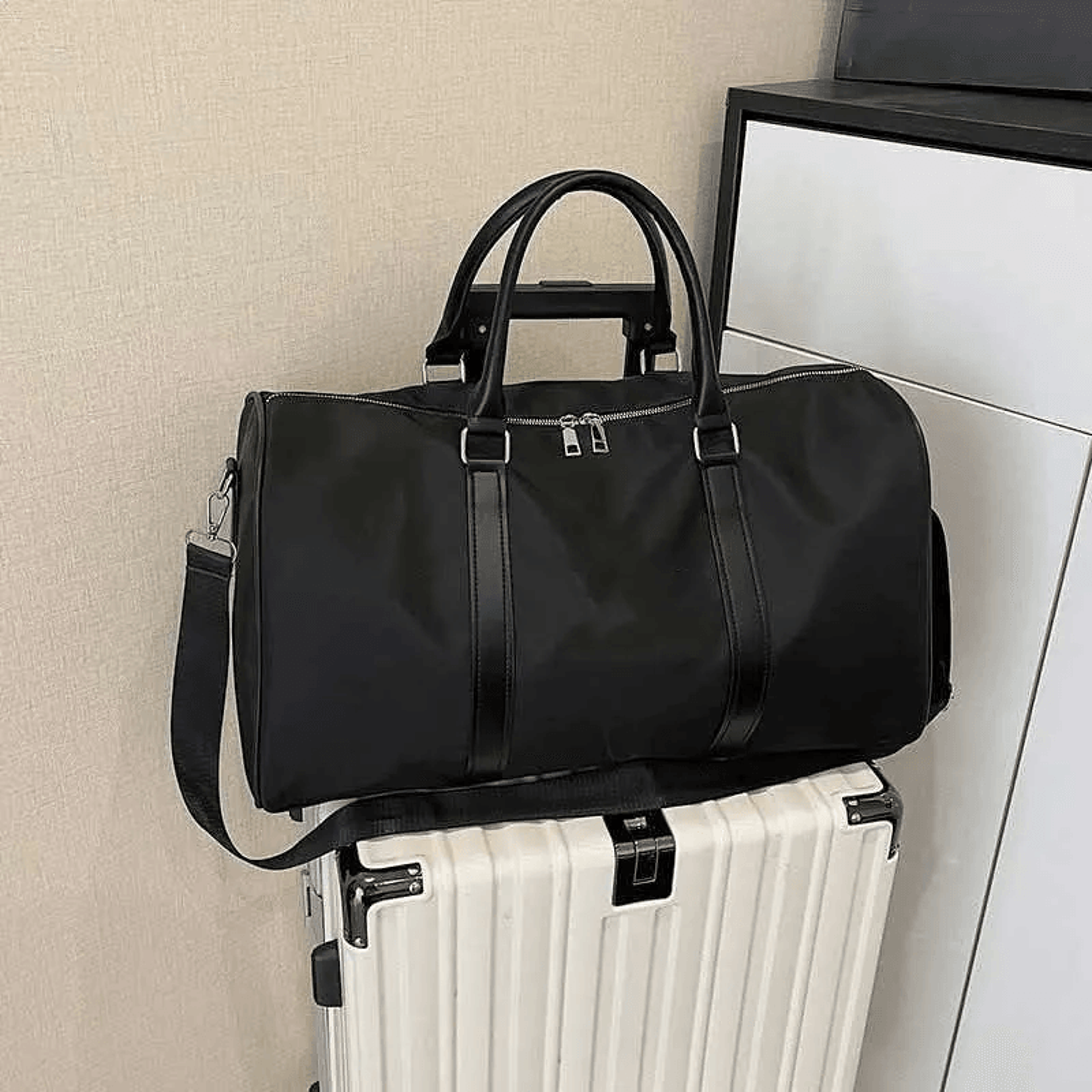 nylon gym duffel bag wet dry separation travel bag with luggage sleeve