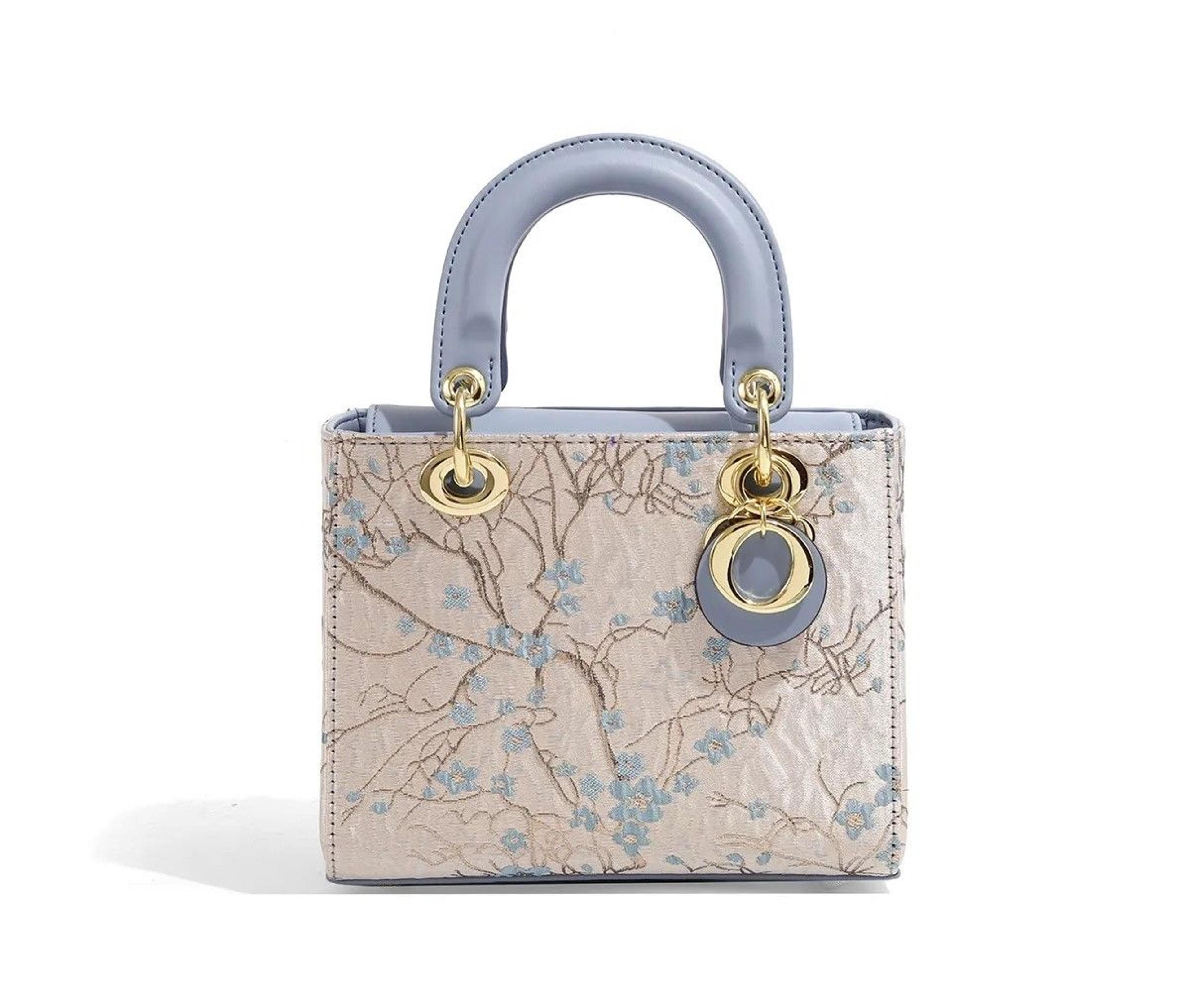 embroidery large capacity shoulder crossbody bag elegant luxury handbag