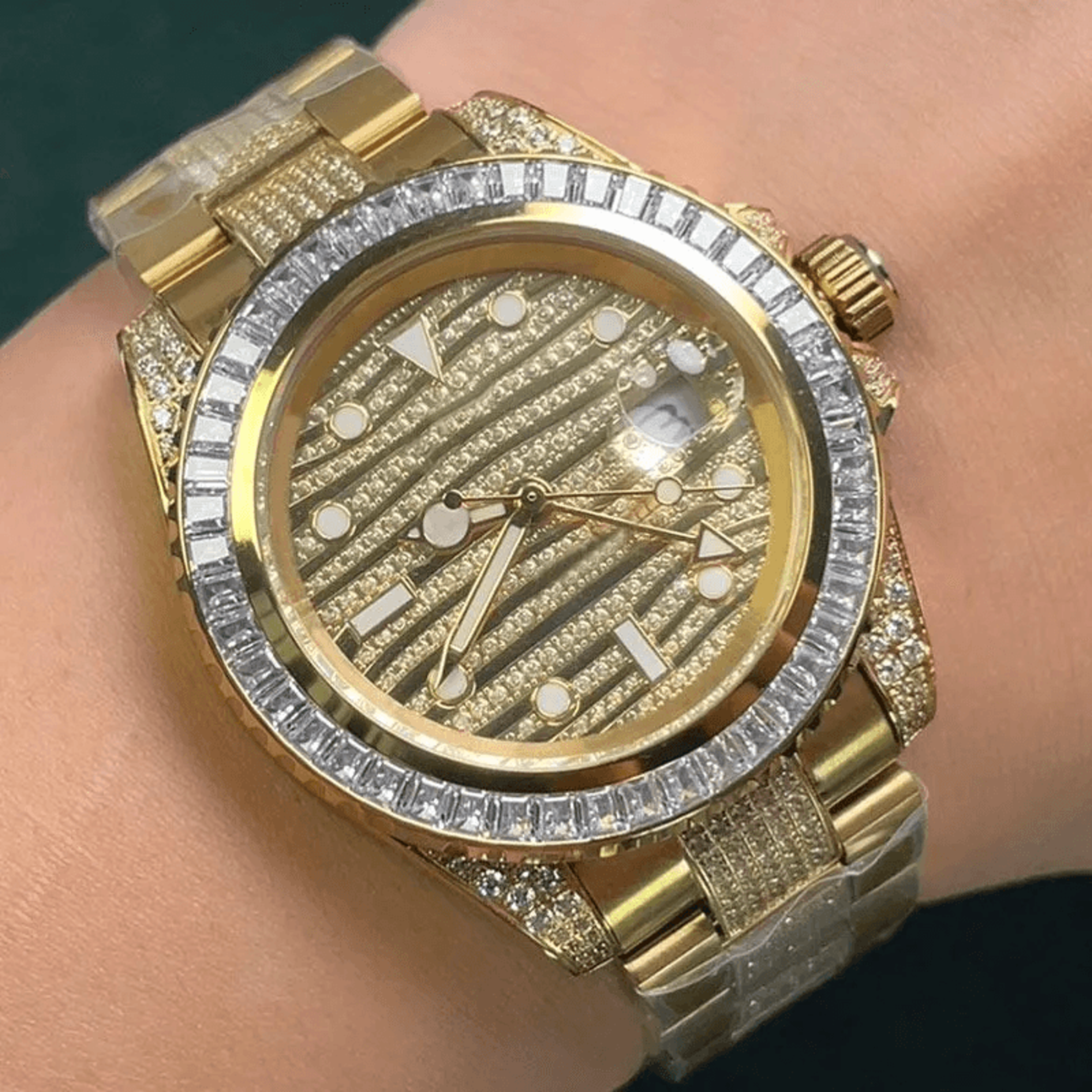 diamond automatic mechanical watch with sapphire crystal