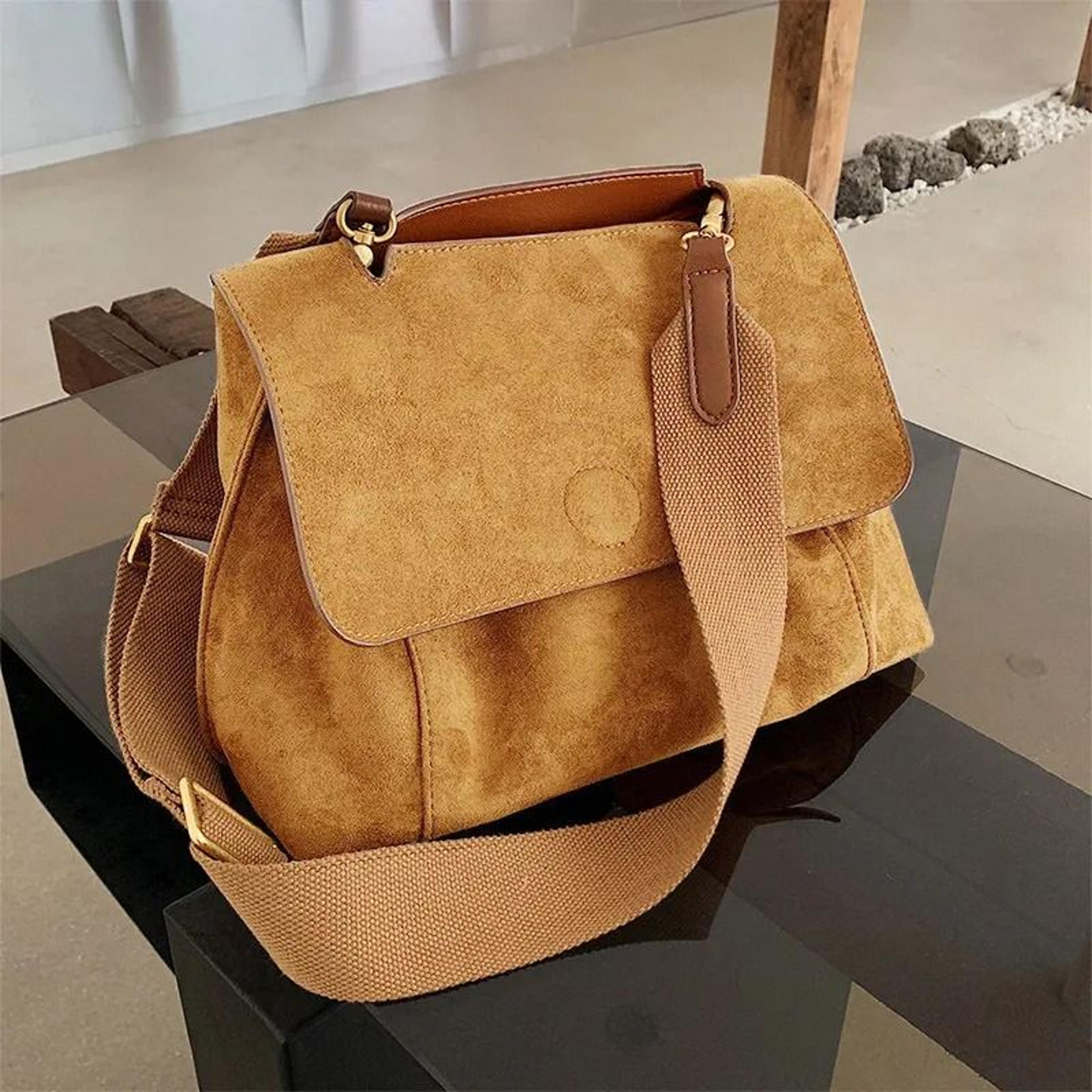 british style retro large capacity crossbody messenger bag for women