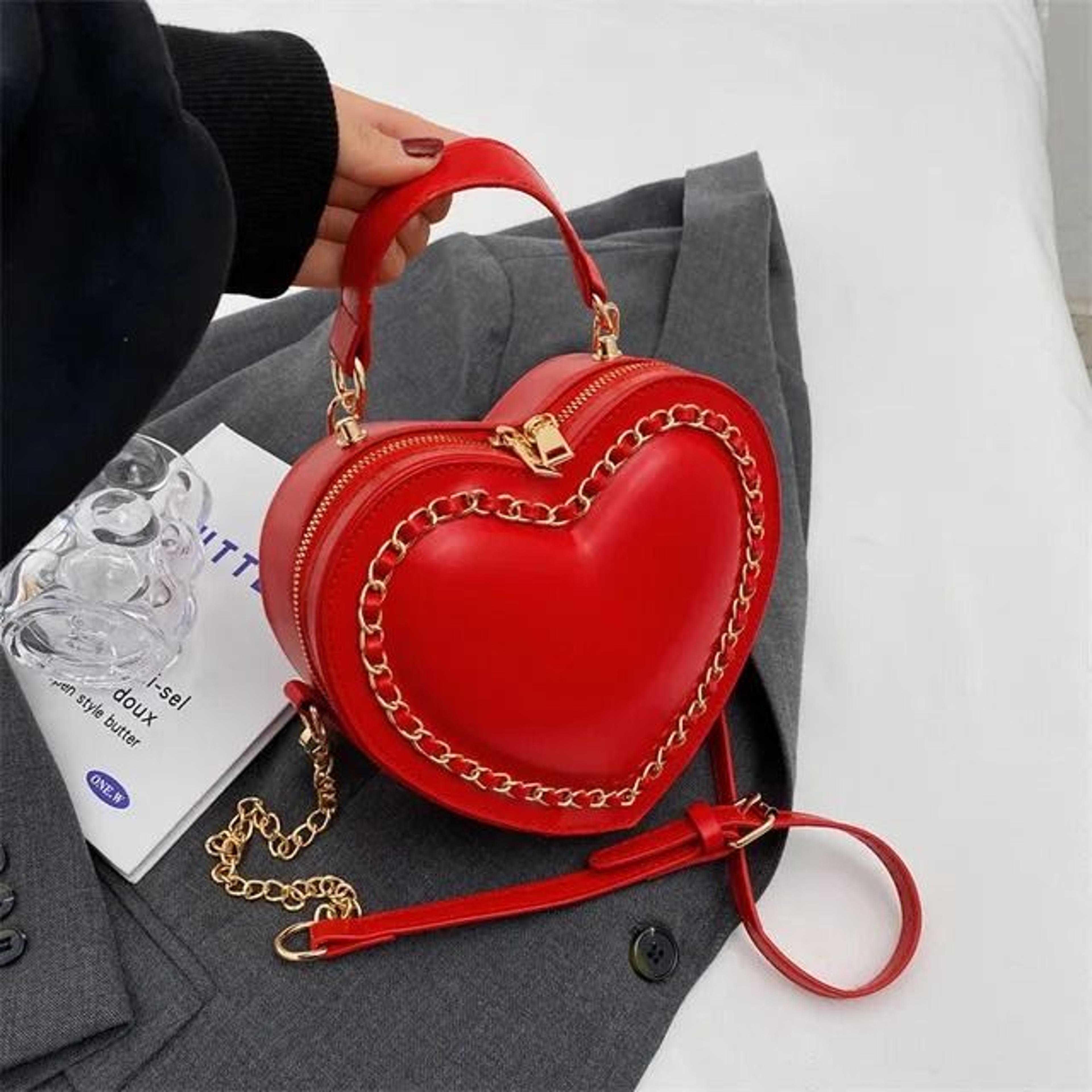 heart shape crossbody bag for women chain shoulder purse and clutch