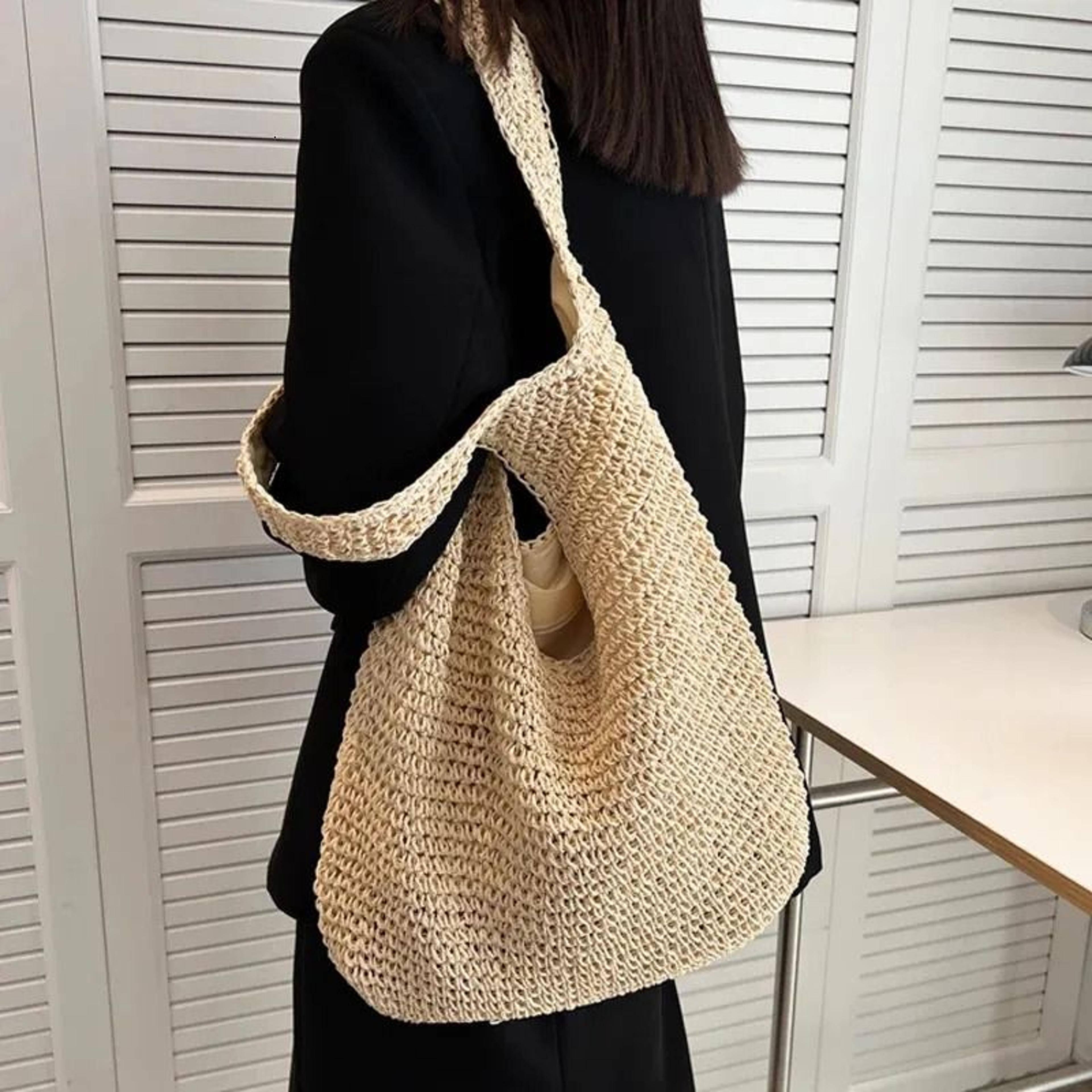 handmade straw woven tote bag large capacity boho shoulder bag for women
