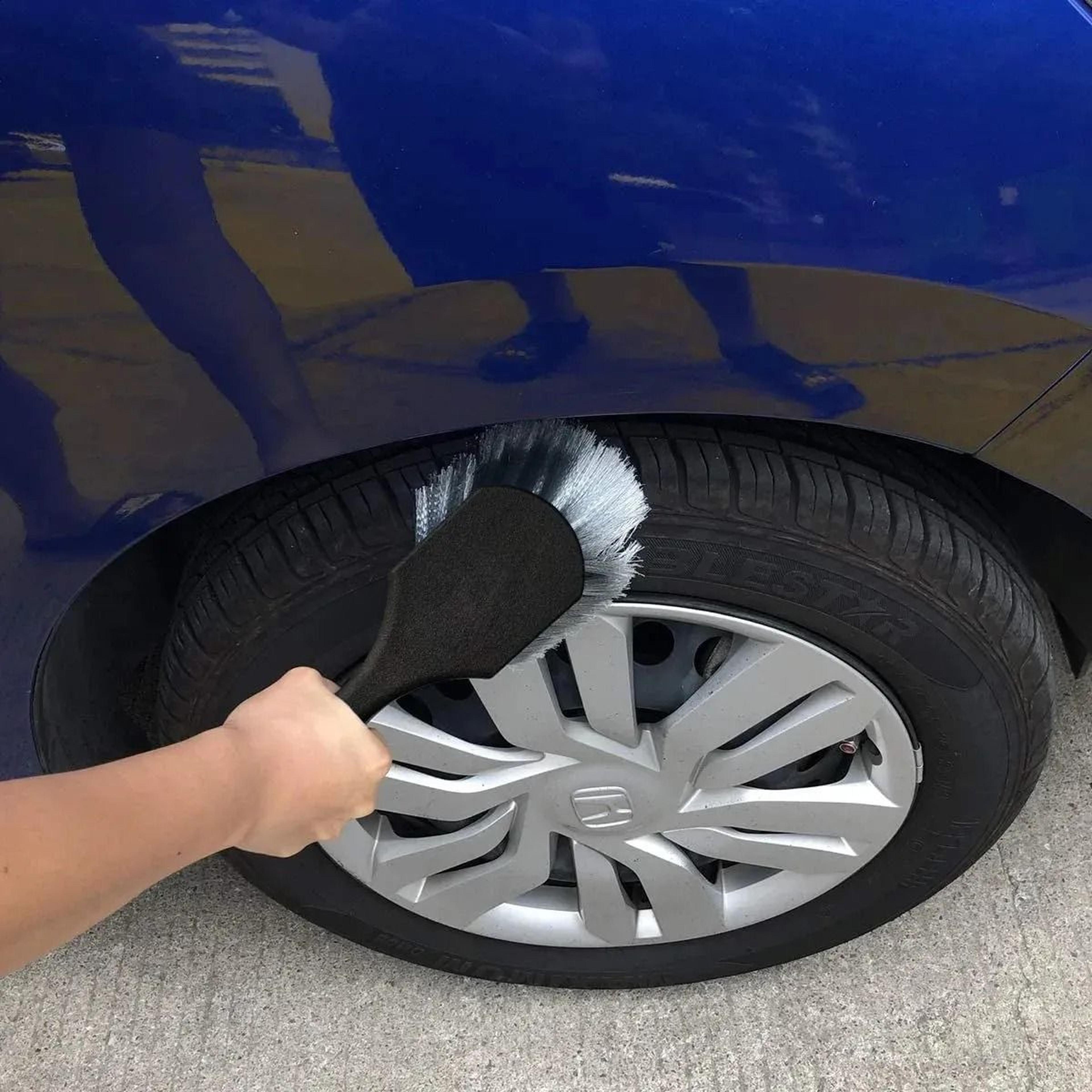 complete wheel cleaning brush and tire detailing kit with wash towel