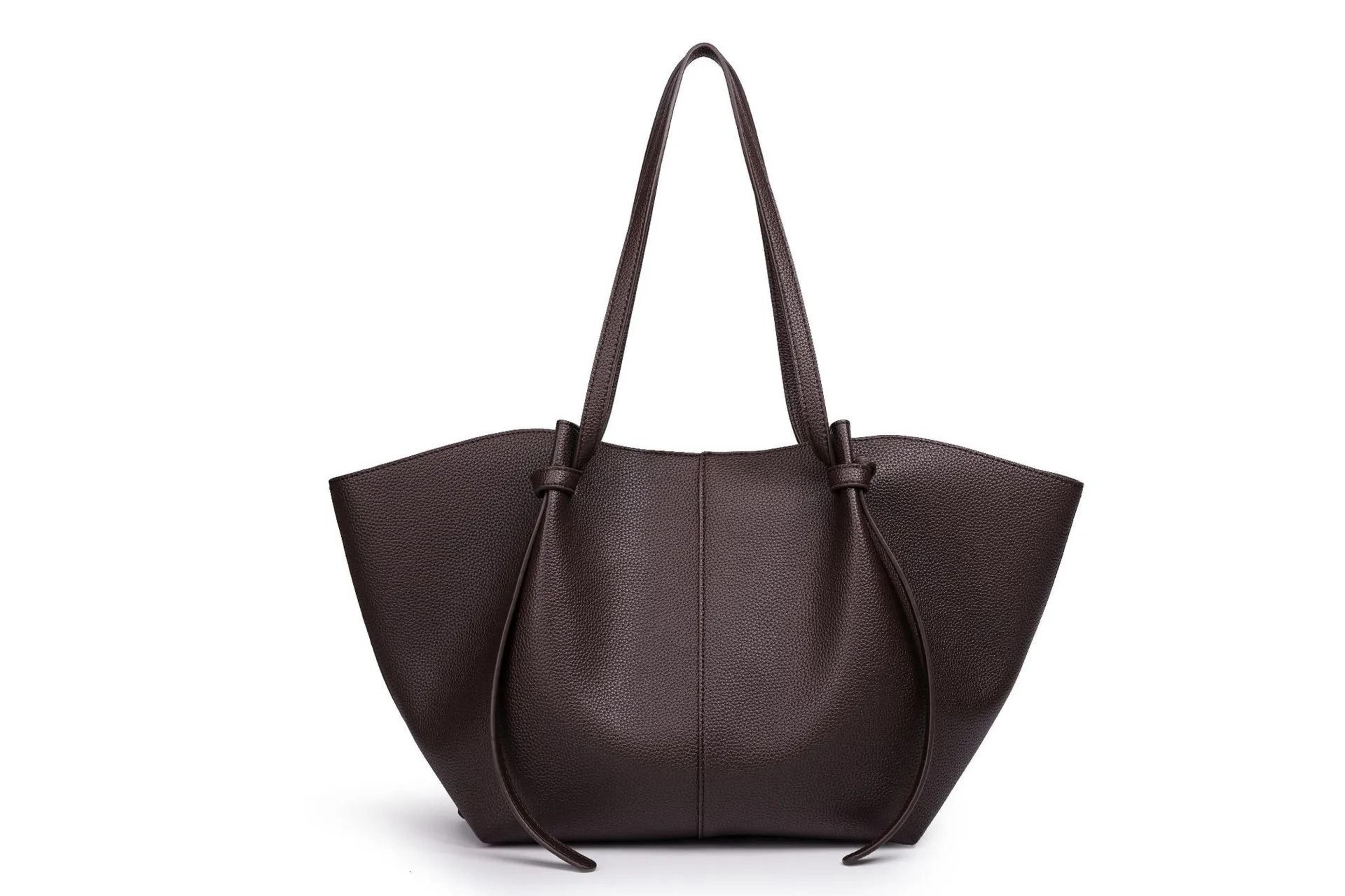 women pu leather tote bag with zipper closure and single shoulder strap