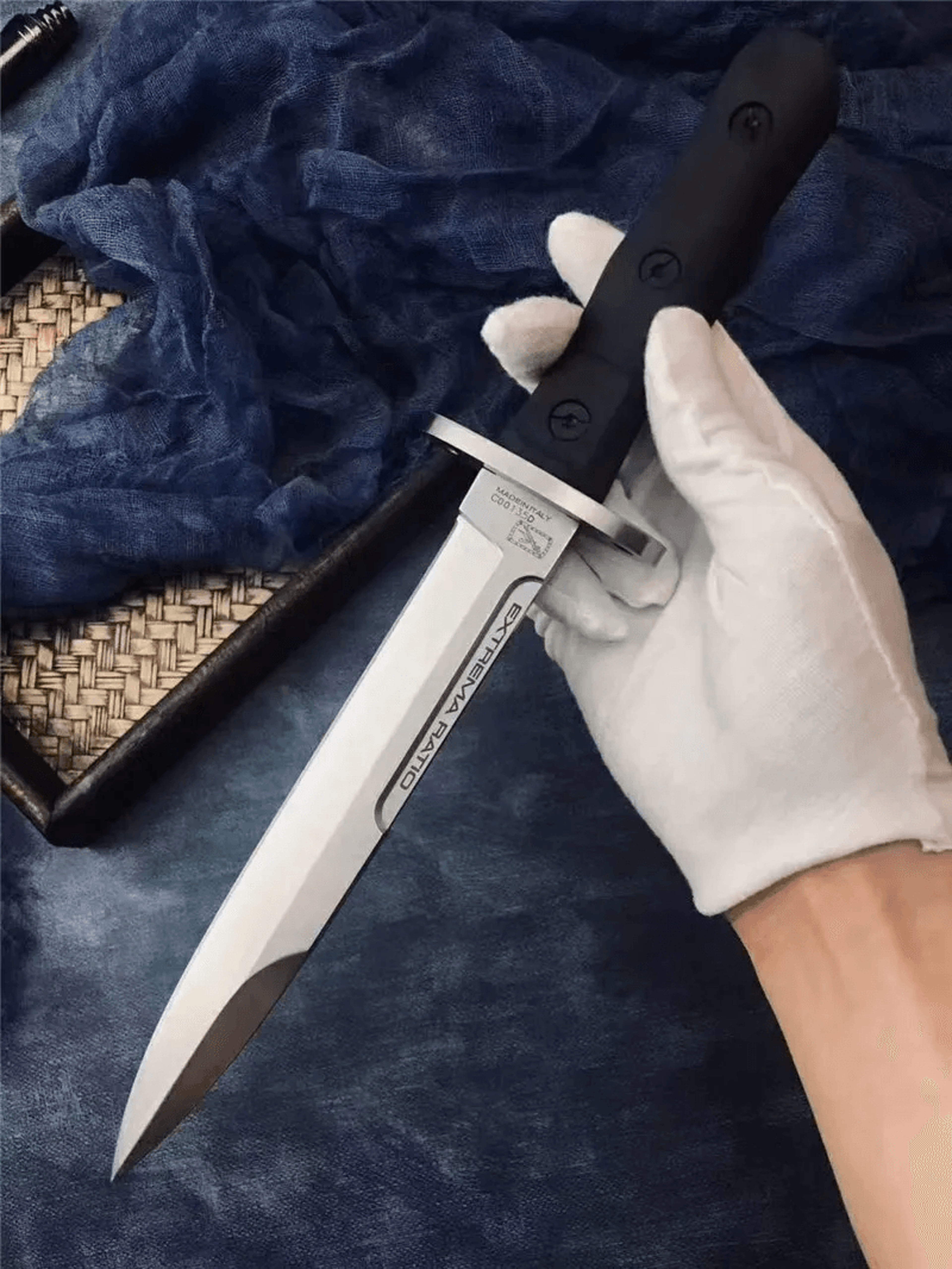 fixed blade utility knife with blade for kitchen rescue and edc use