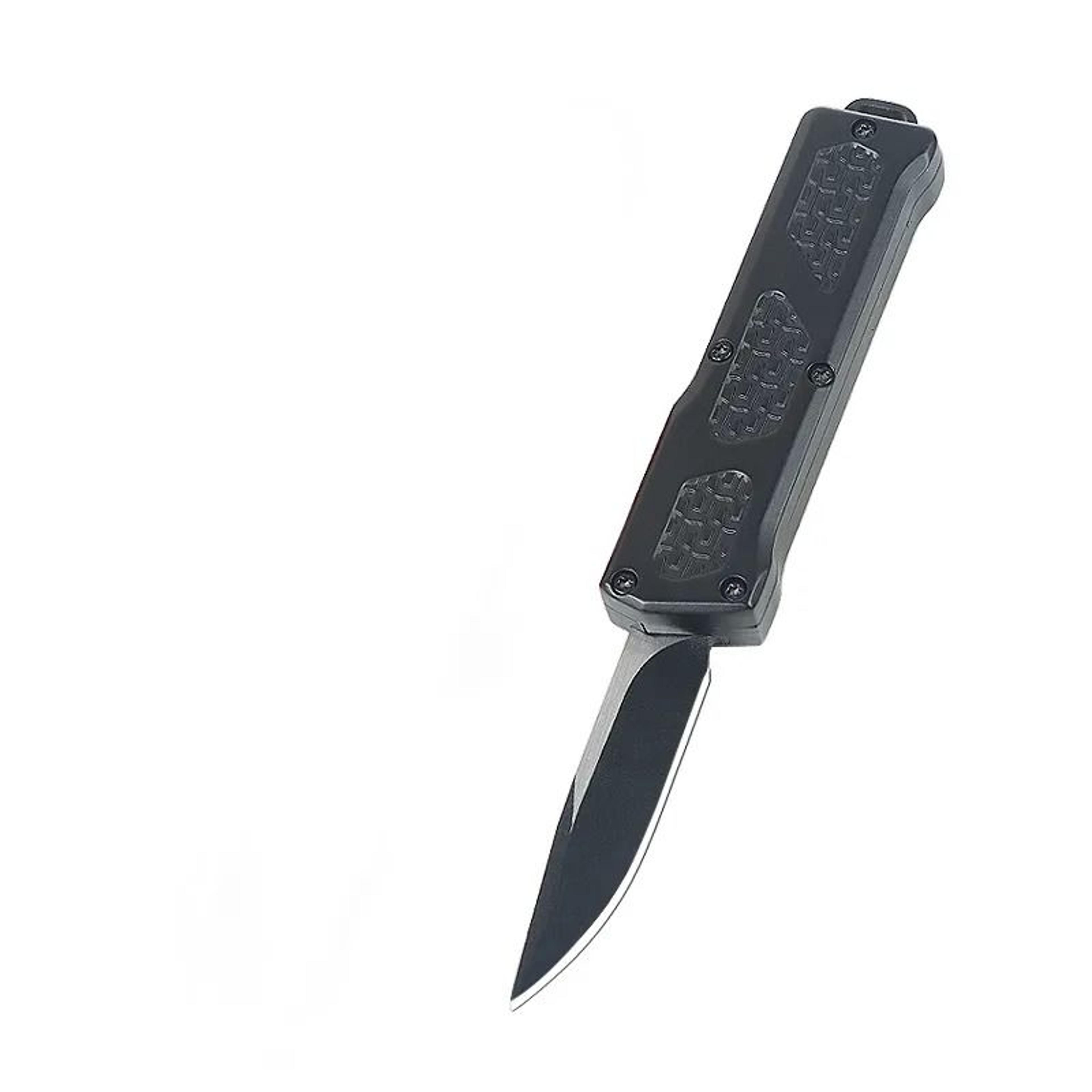pocket knife with black oxide blade and alloy handle