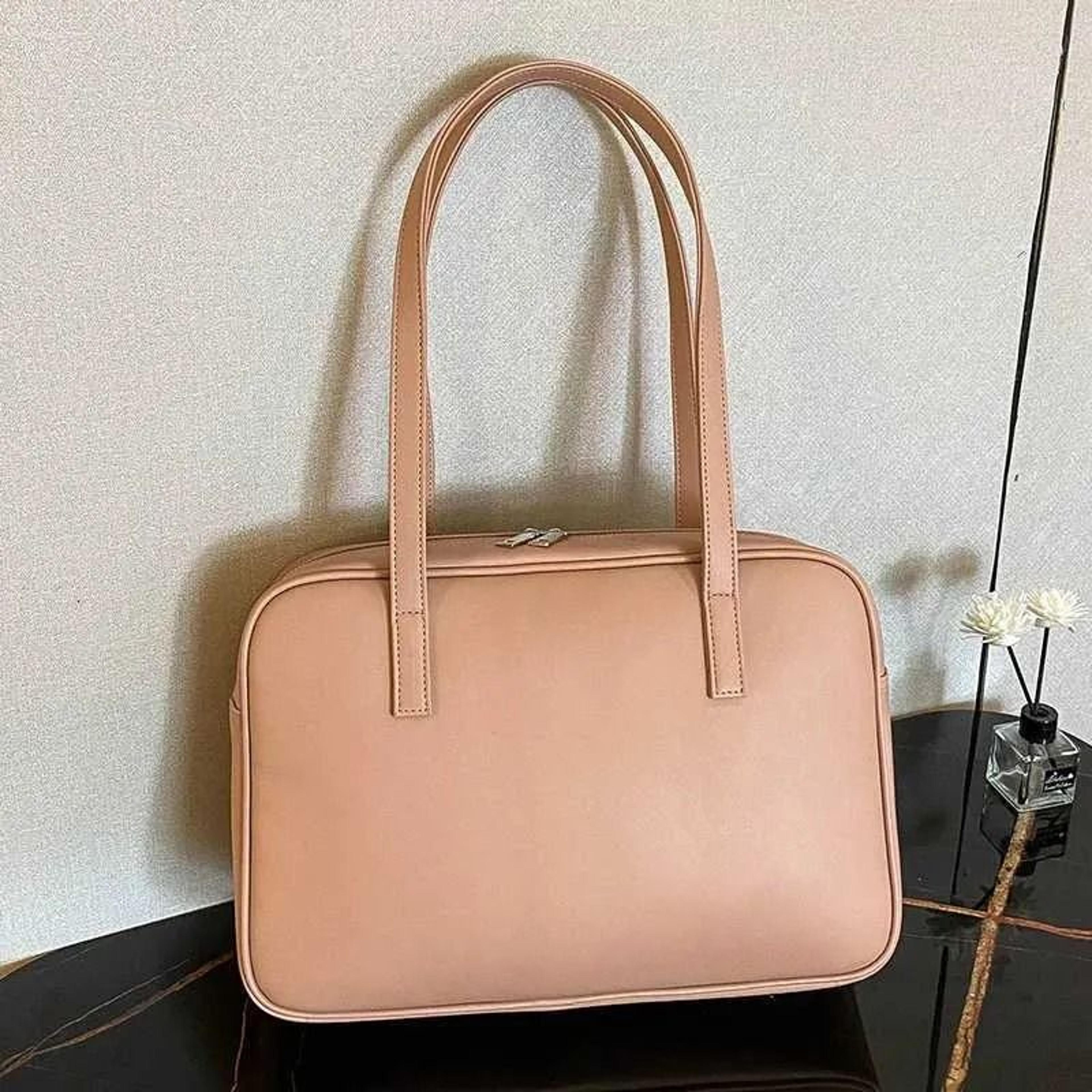 soft leather large capacity zipper shoulder bag for women