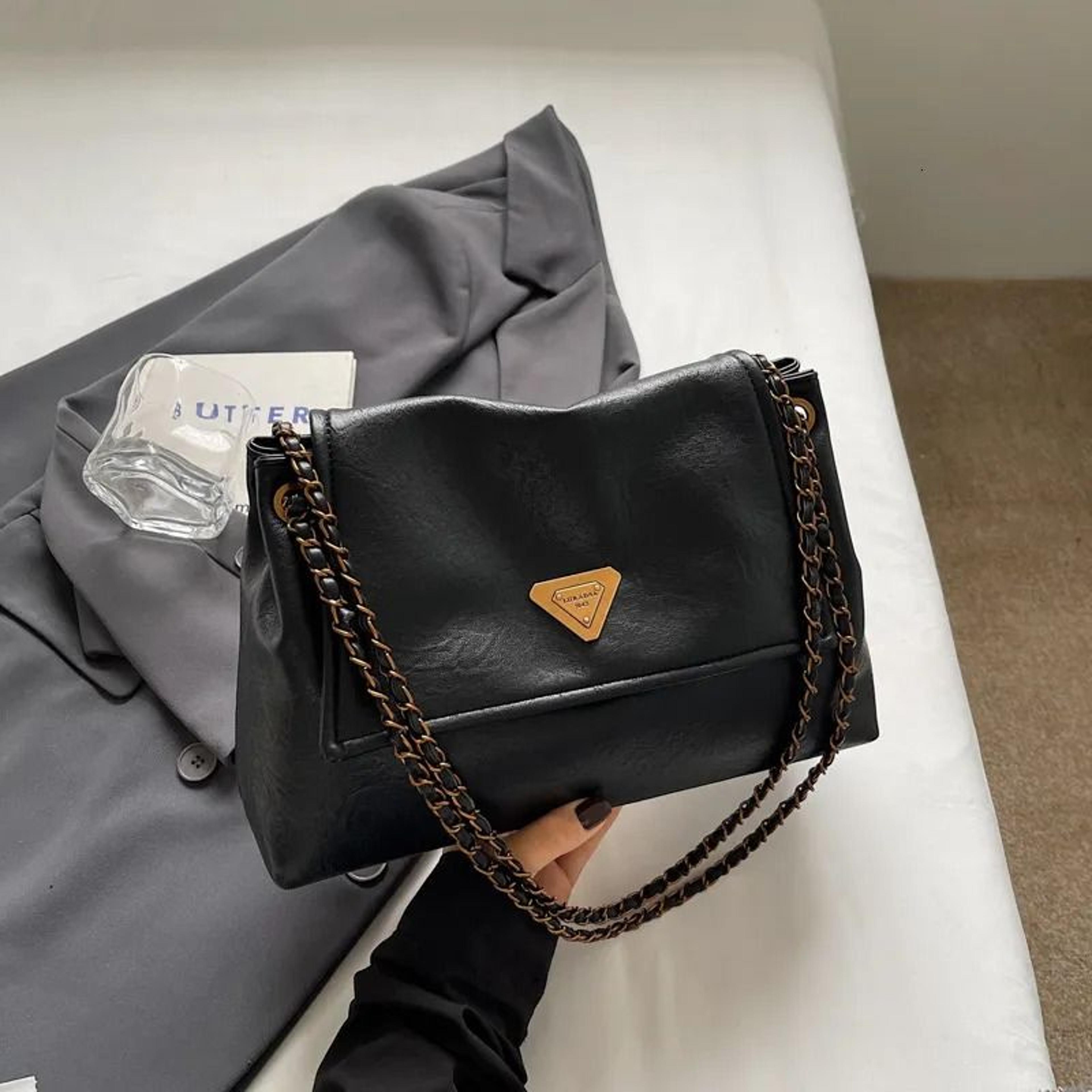 vintage pu leather shoulder bag with adjustable chain strap and large capacity