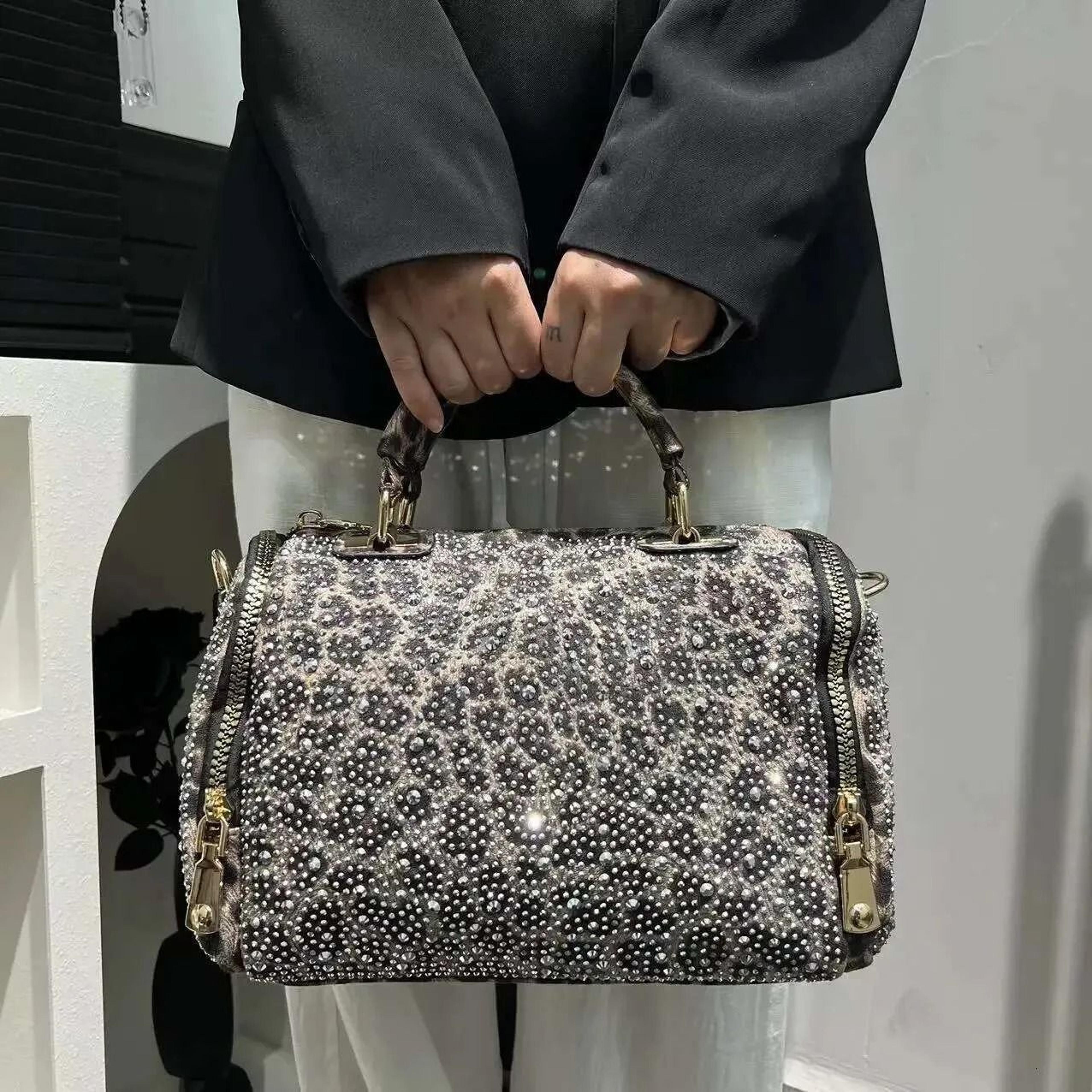 women's leopard print crossbody handbag with large capacity faux leather design