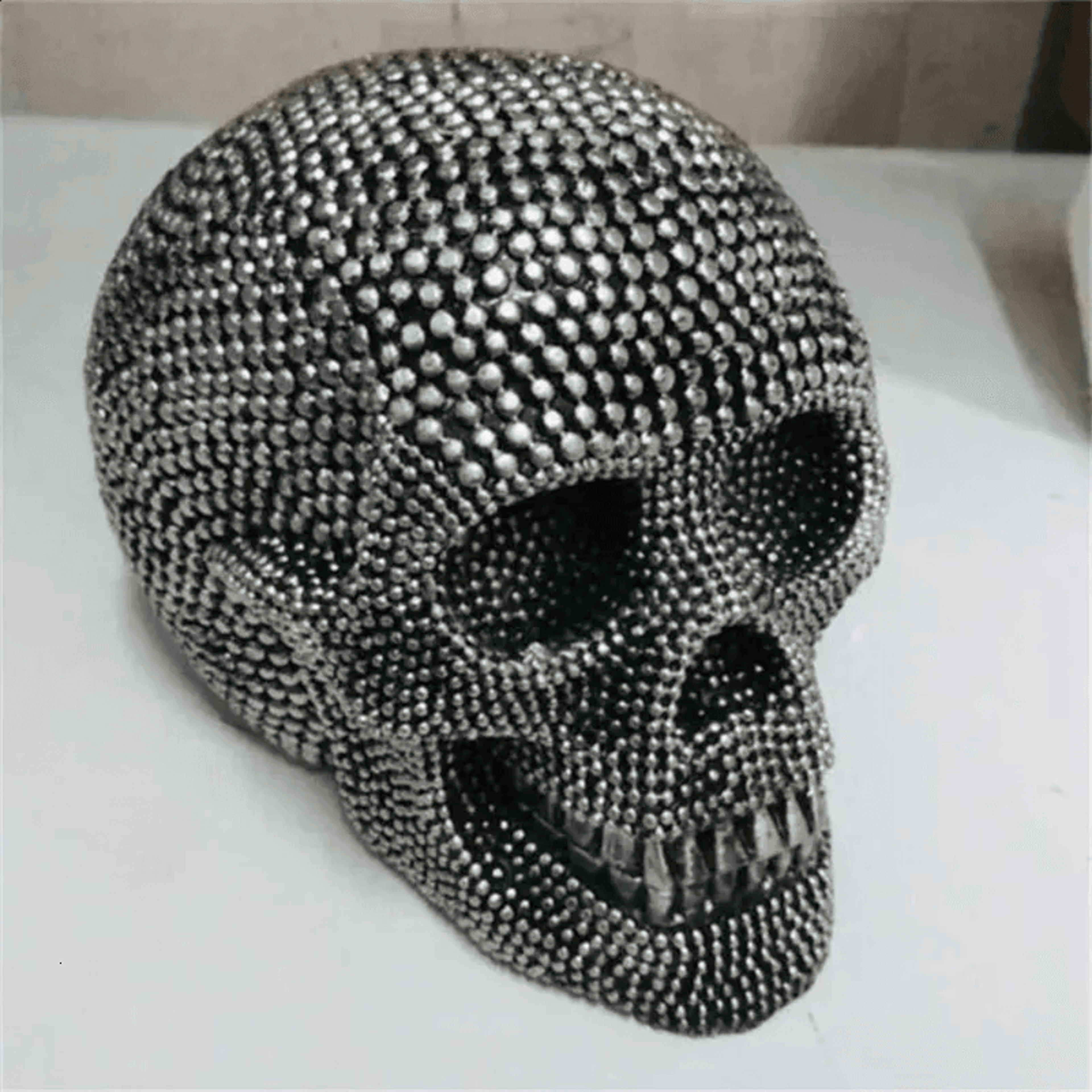 silver resin skull statue for halloween home and office decor