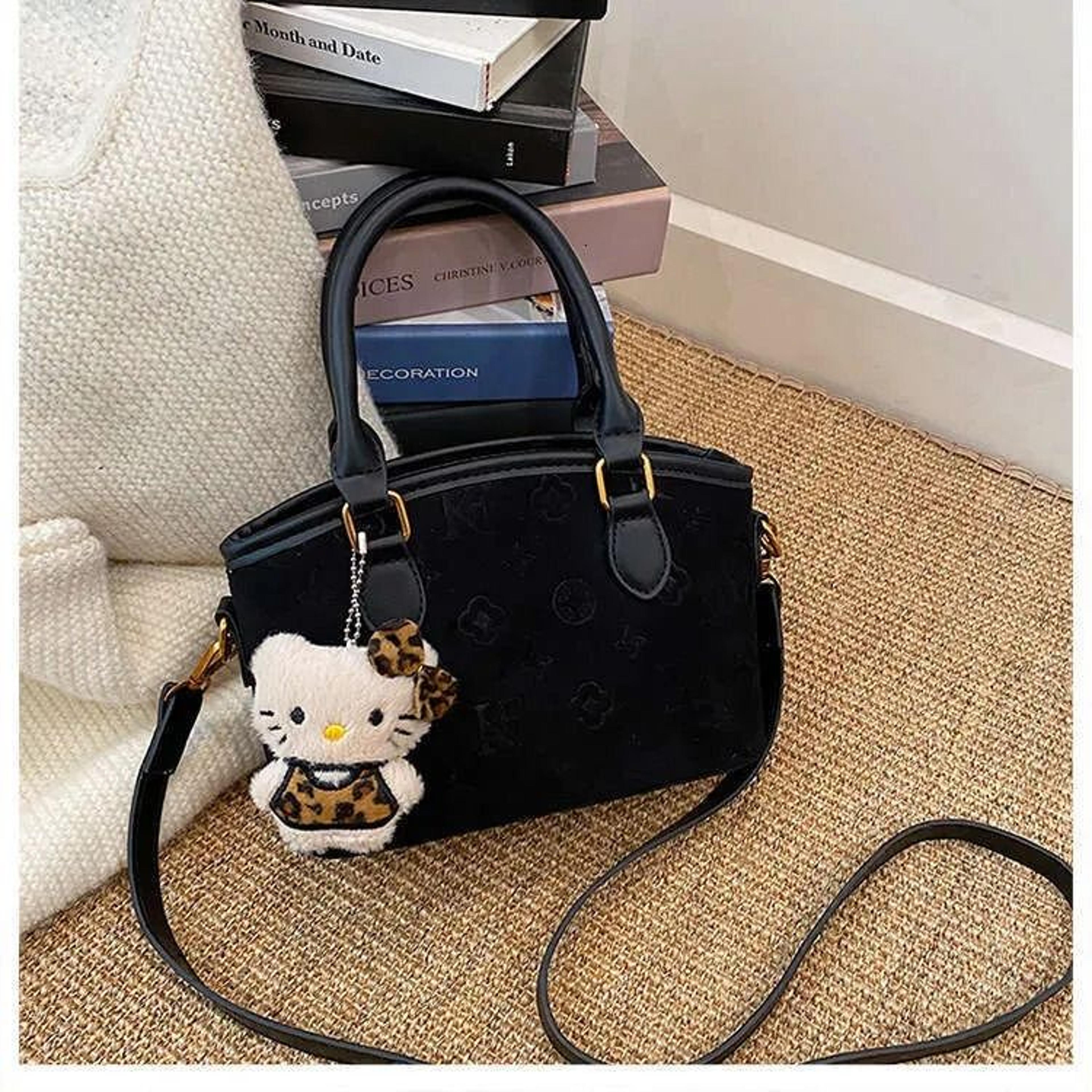 lightweight women's crossbody shoulder tote bag for summer parties and travel