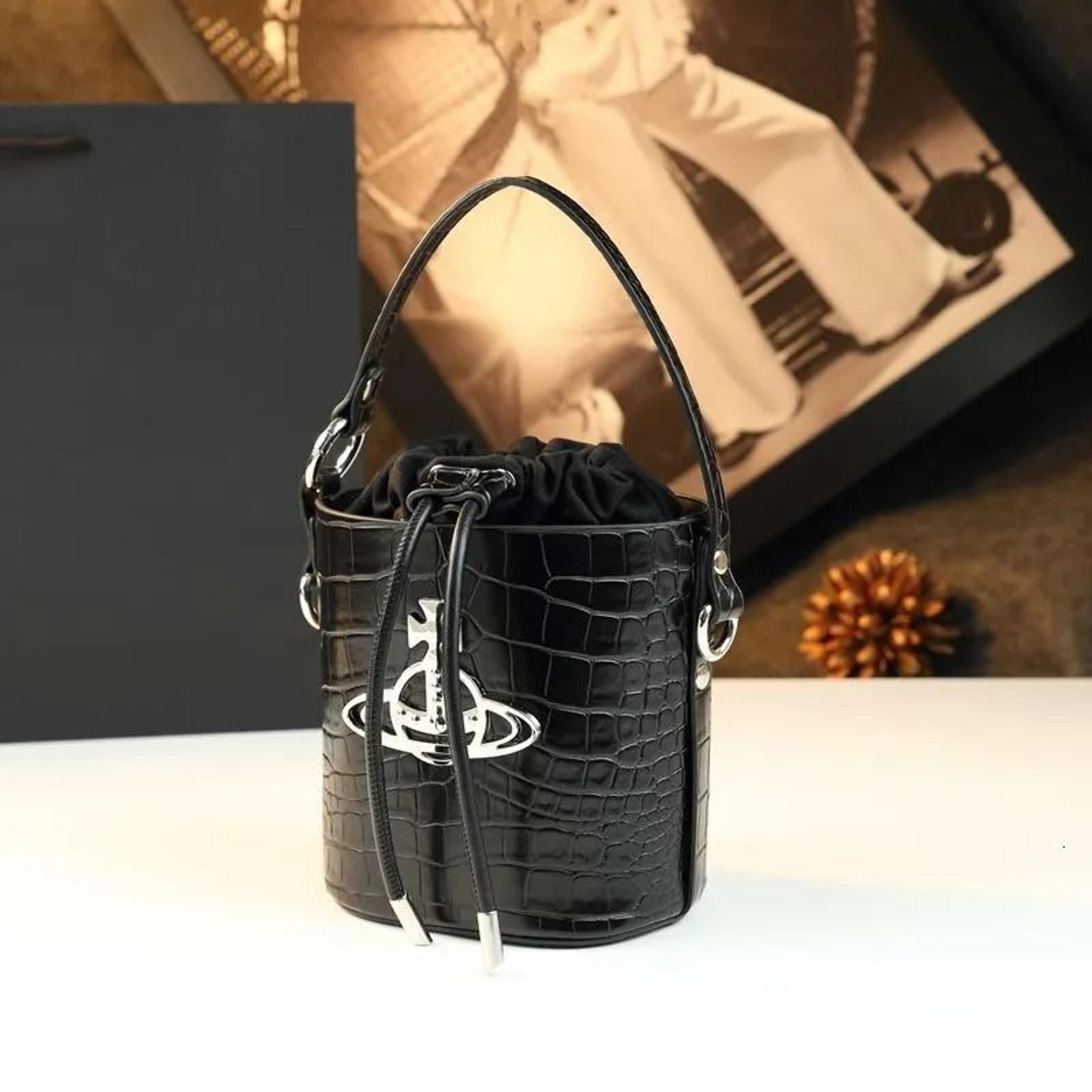 genuine leather crocodile pattern bucket bag with crossbody shoulder strap