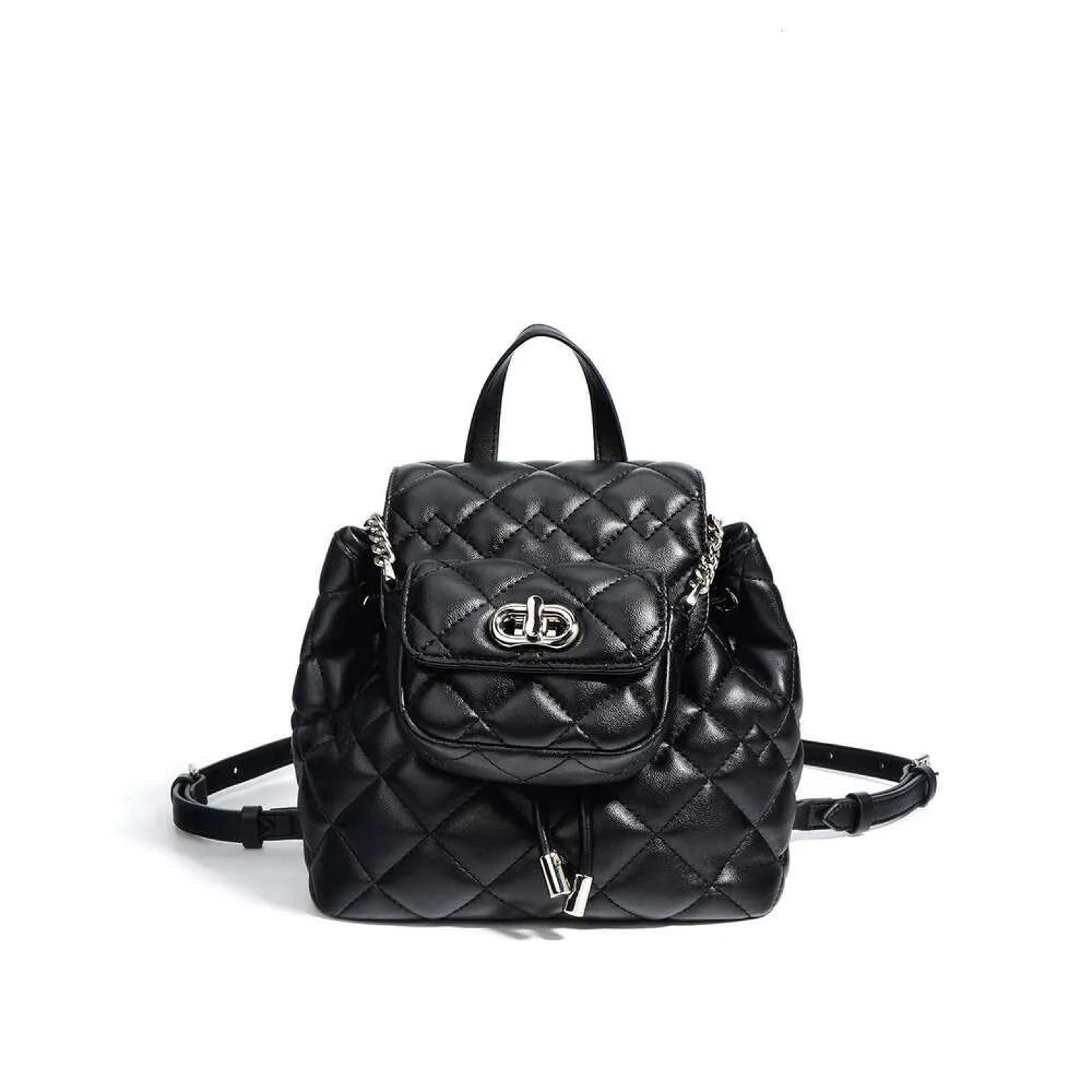 women printed handbag with adjustable shoulder strap and structured tote design