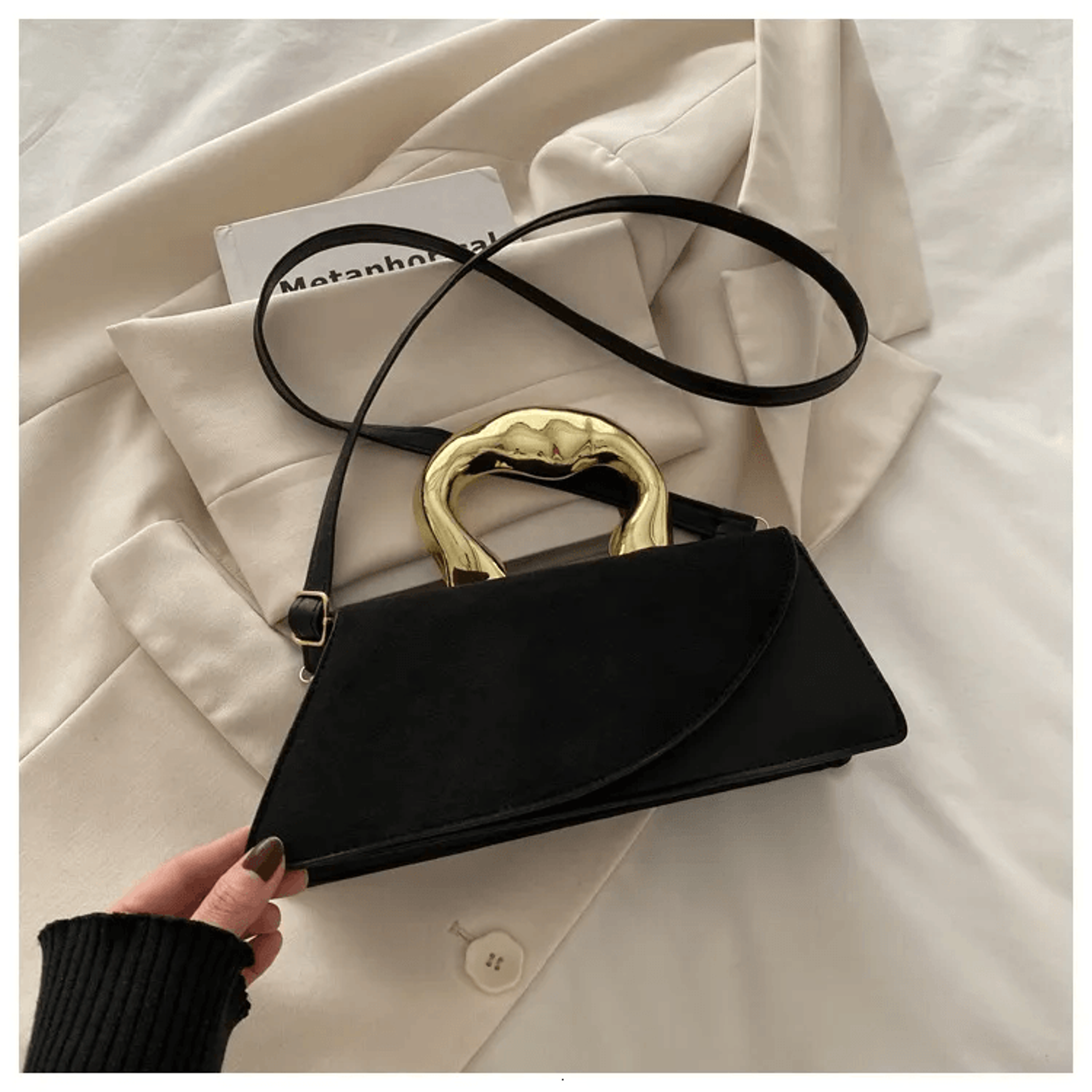 women minimalist shoulder bag with large capacity and crossbody design