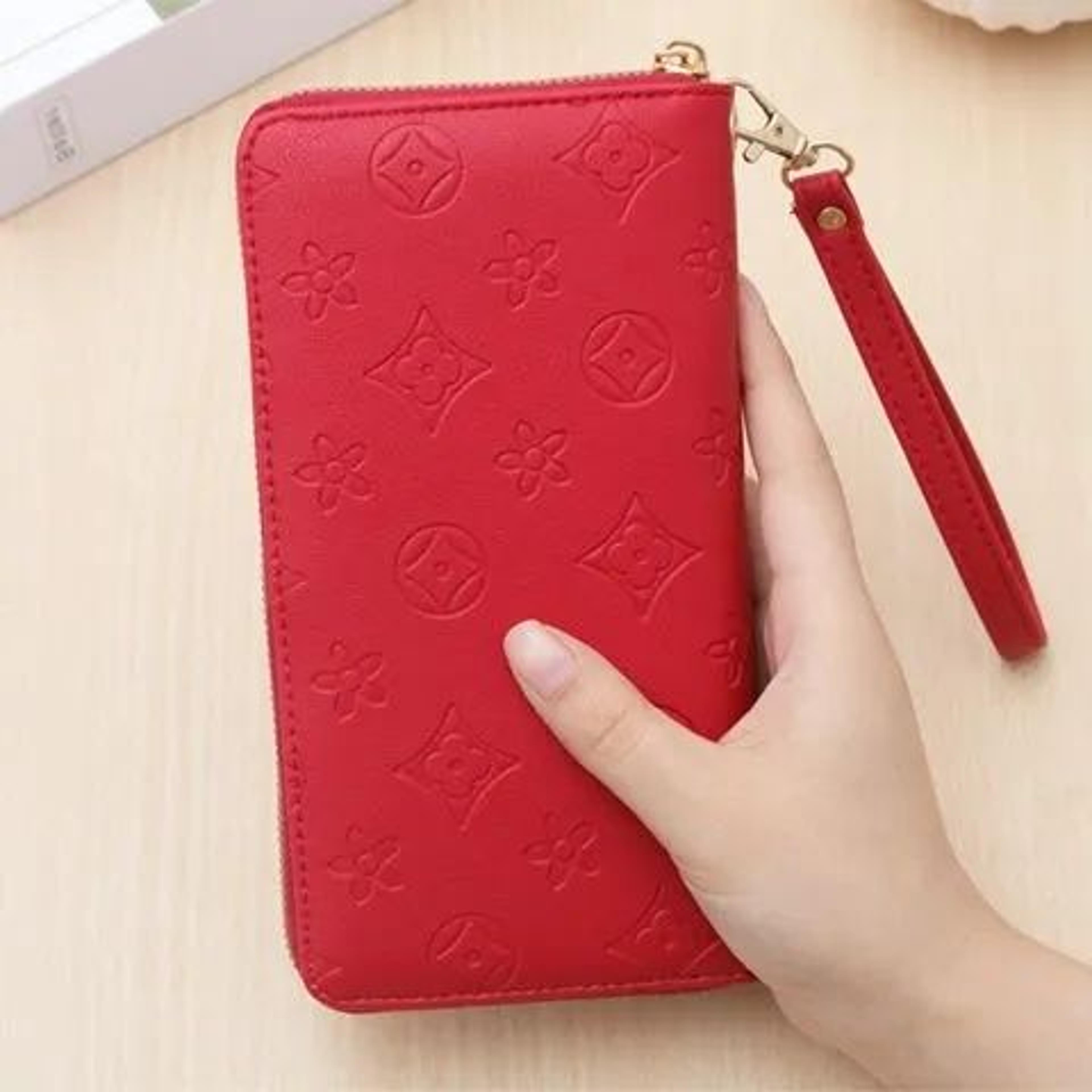 unisex large capacity ziparound wallet with 36-card holder and wristlet