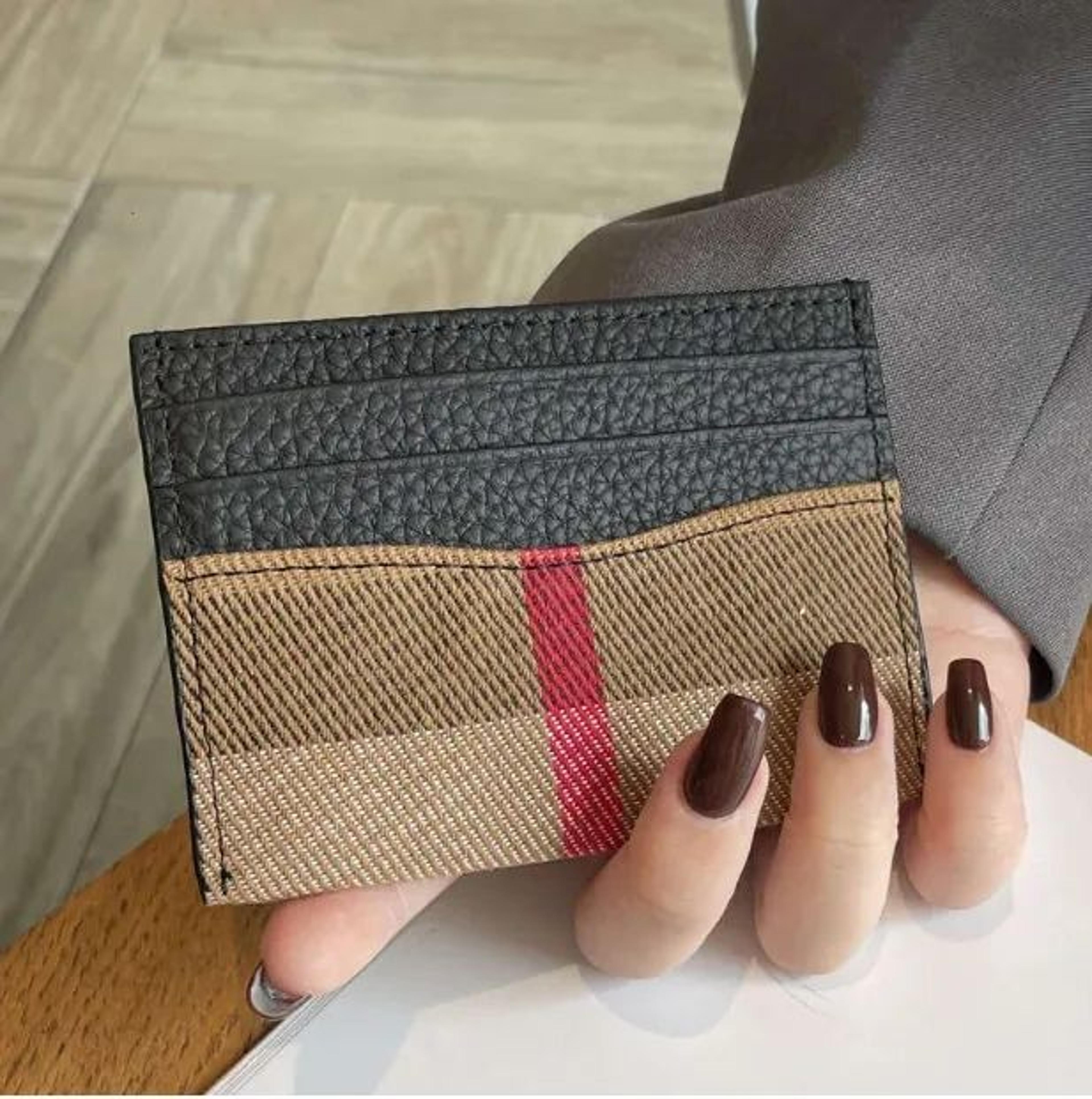 women cowhide leather card holder with plaid design and money clip