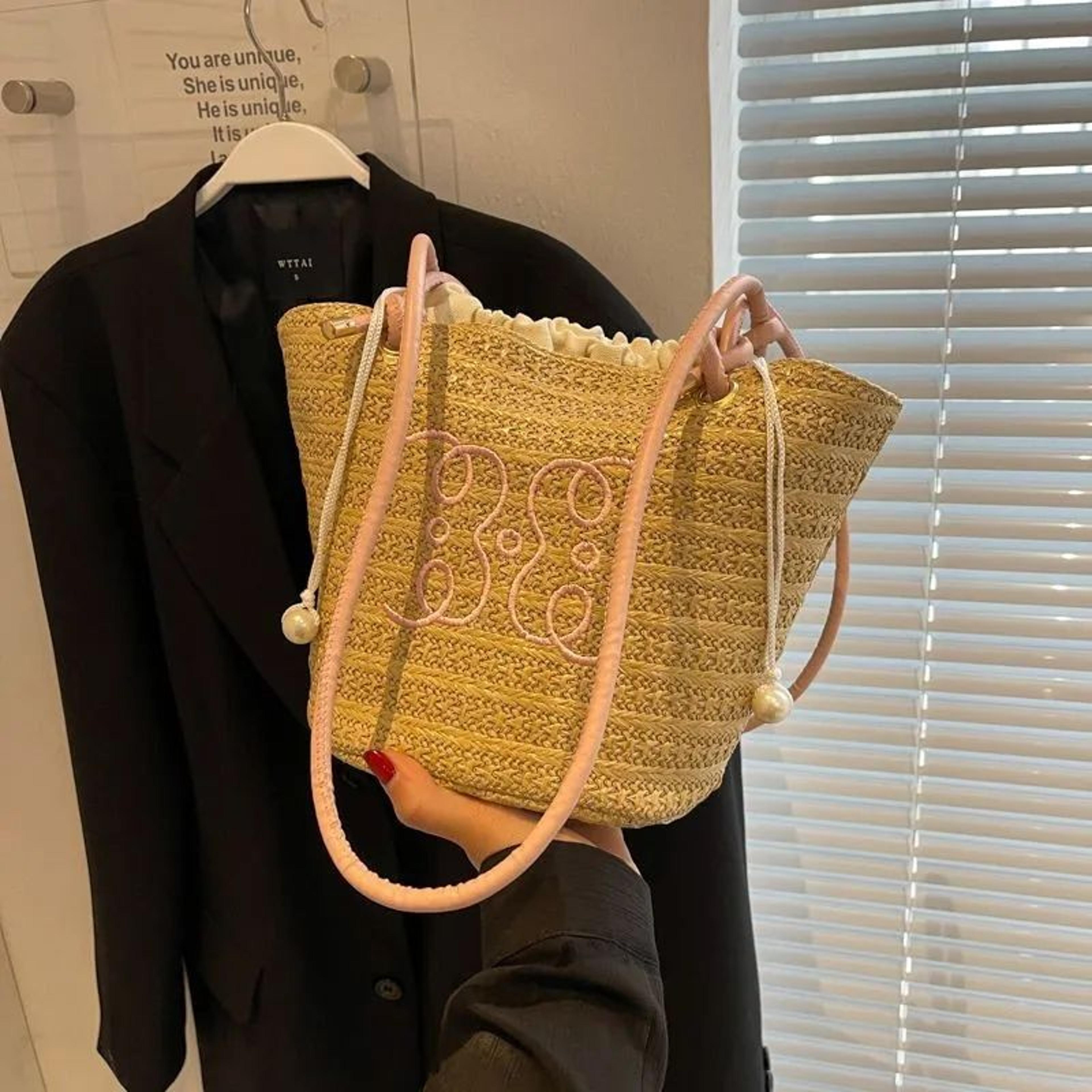 women retro grass woven tote bag with forest style shoulder design