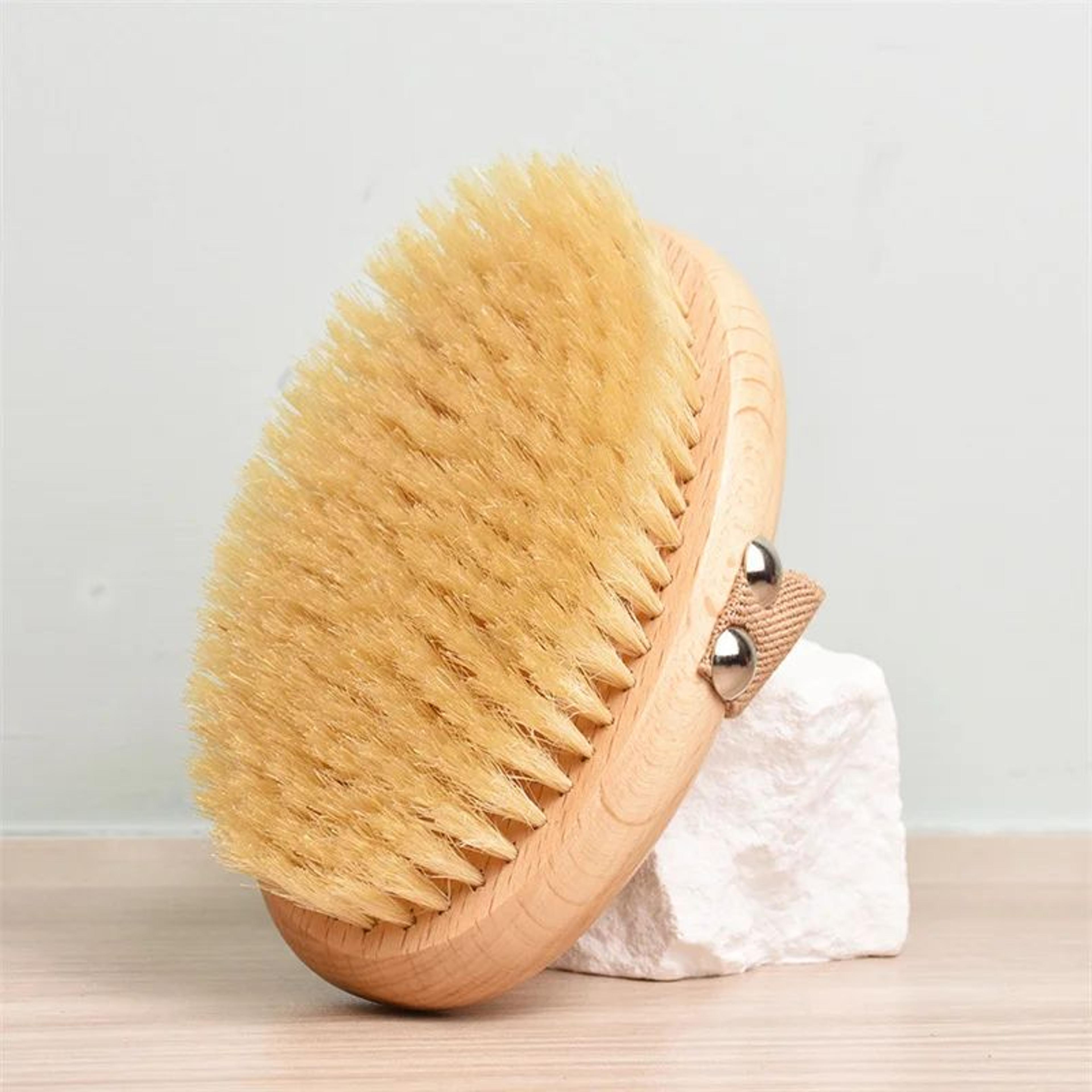 natural boar bristle body brush – wet & dry skin exfoliating massage brush for lymphatic drainage & cellulite care