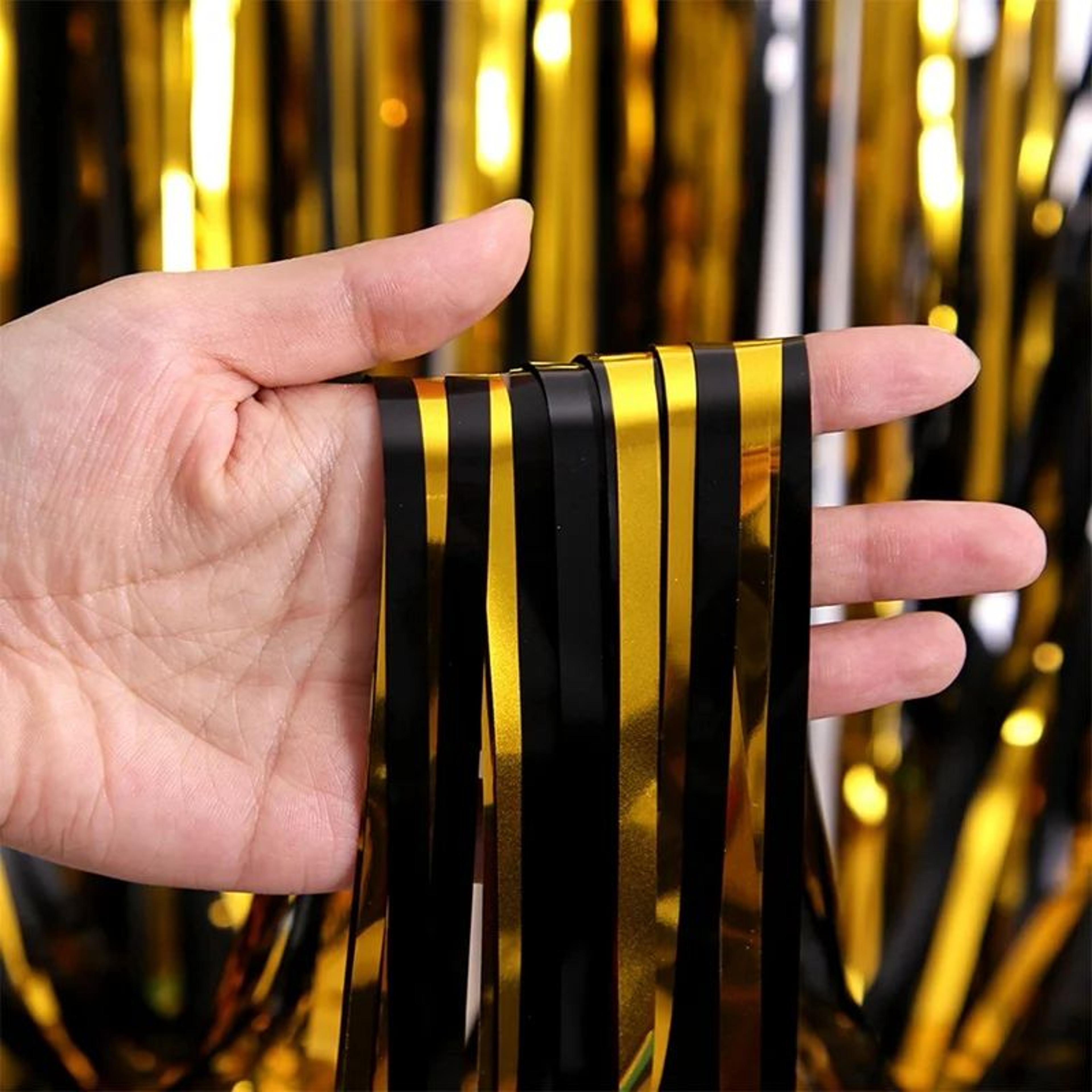 black & gold tinsel fringe foil curtain backdrop – glitter party background decoration for birthdays, weddings & anniv