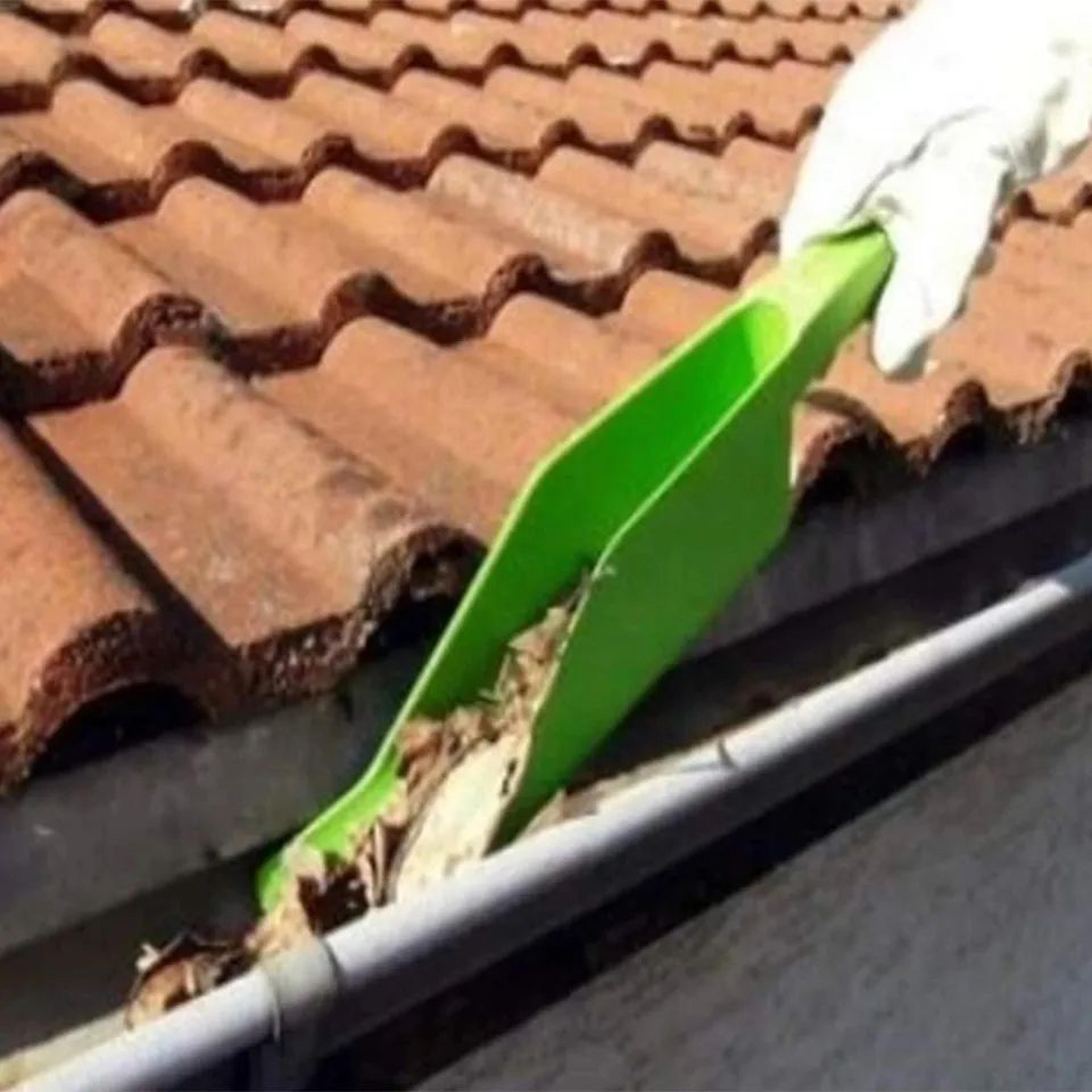 getter gutter scoop – multipurpose gutter cleaning shovel for removing leaves, dirt & debris from roof gutters