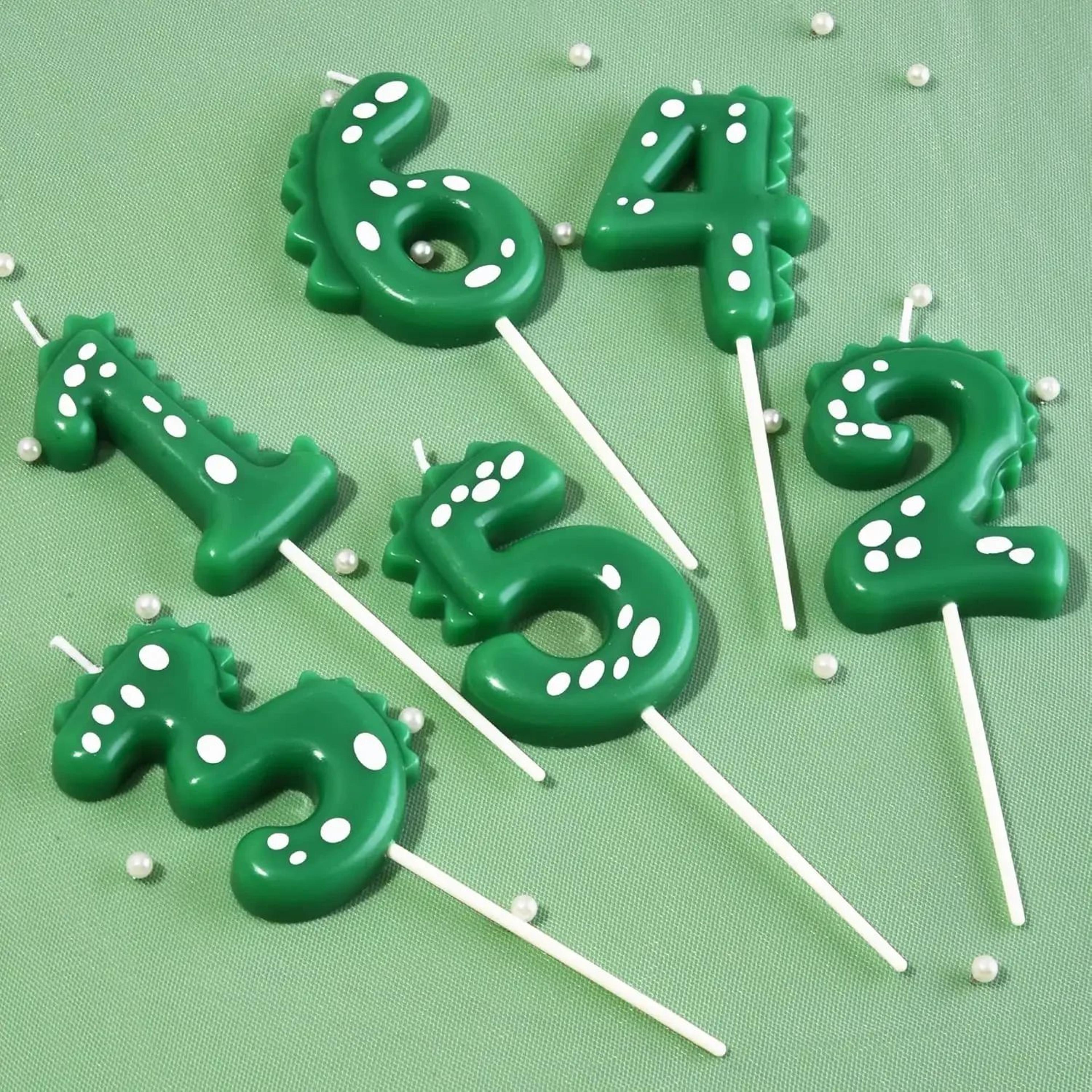 green dinosaur number birthday candle – cute boy cake decoration, paraffin wax party candle (0–9)