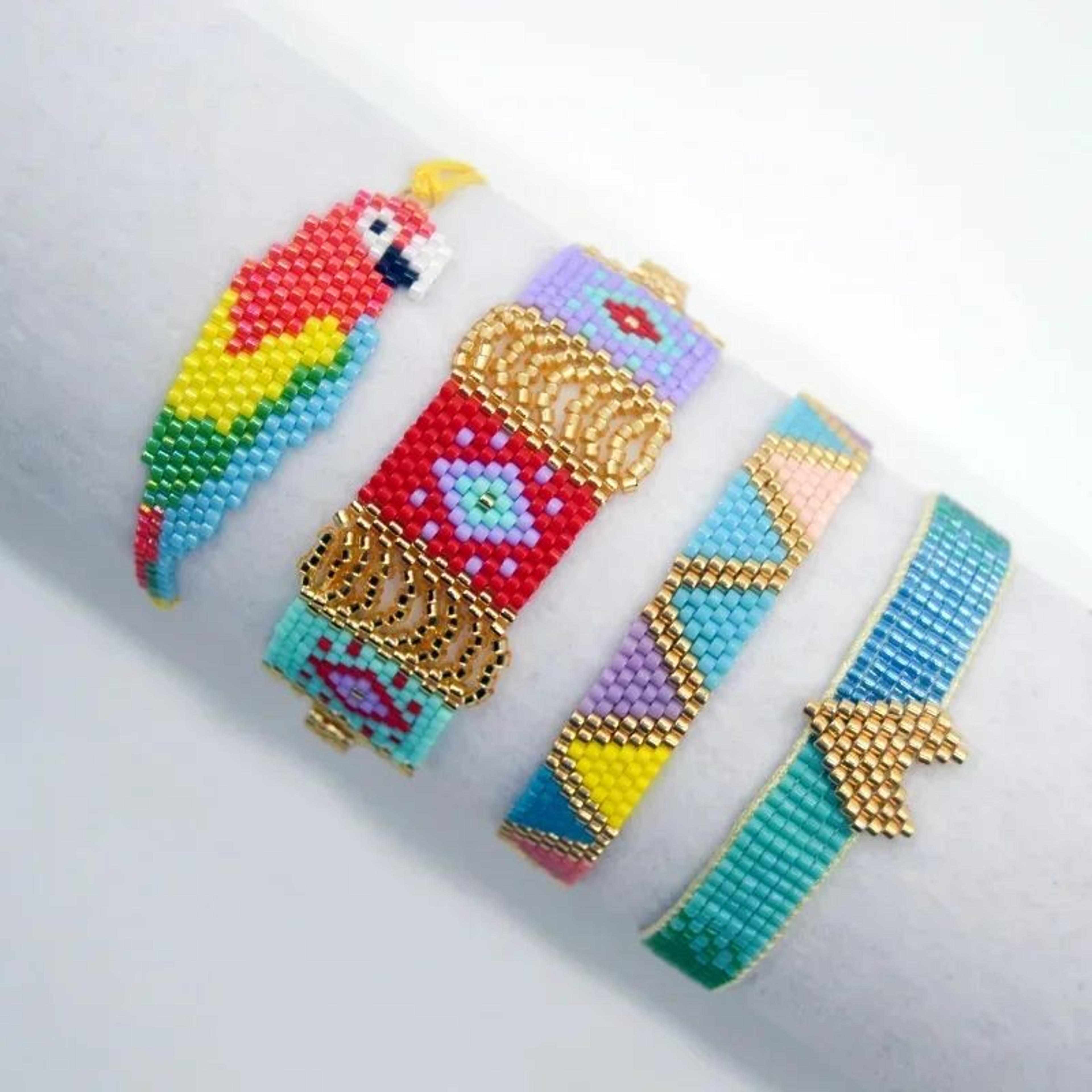 boho rice bead bracelet – adjustable handwoven triangle heart gradient beaded bracelet for women