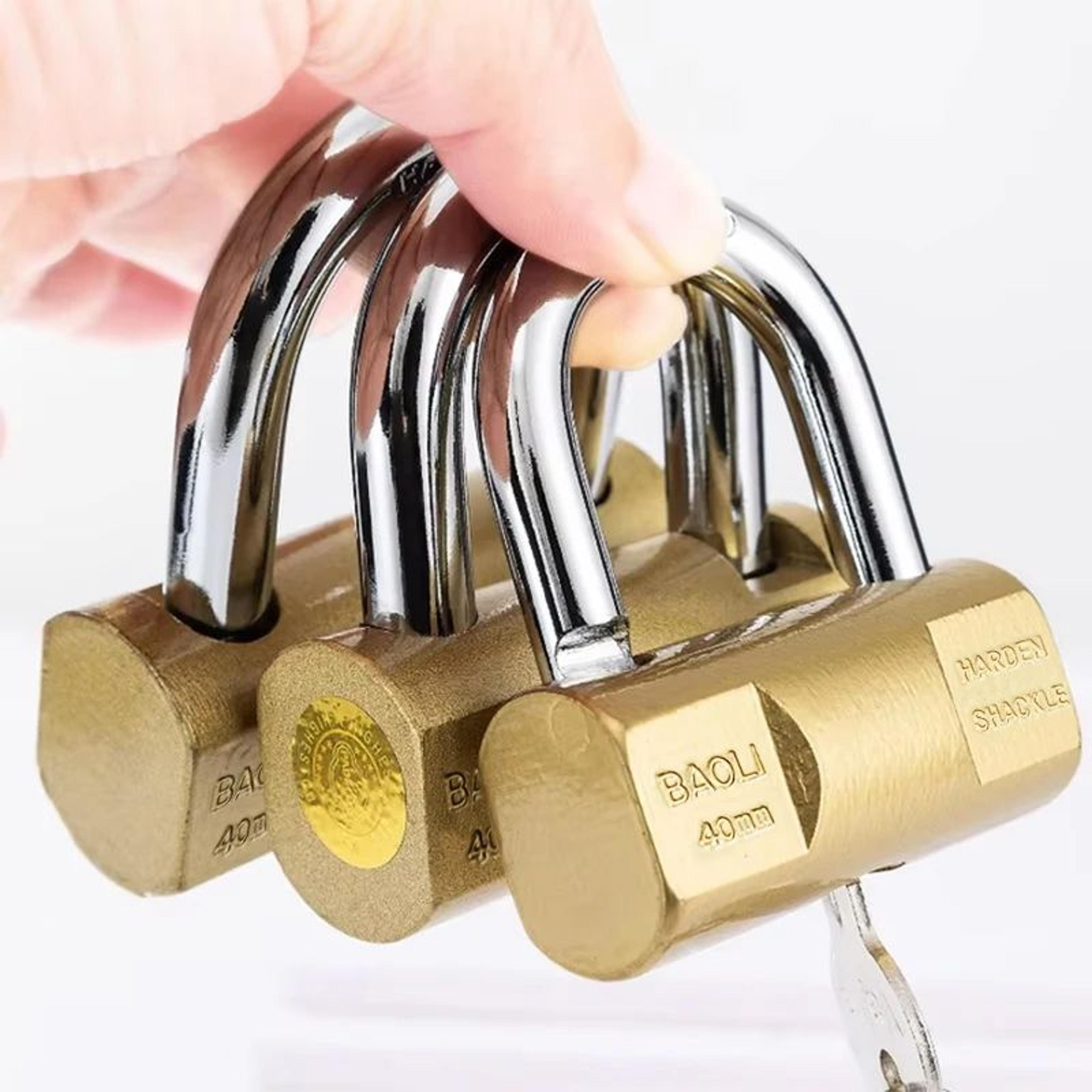 small keyed padlock – 1.18 & 1.57 in. compact luggage, locker, case & storage lock with 3 keys for home security