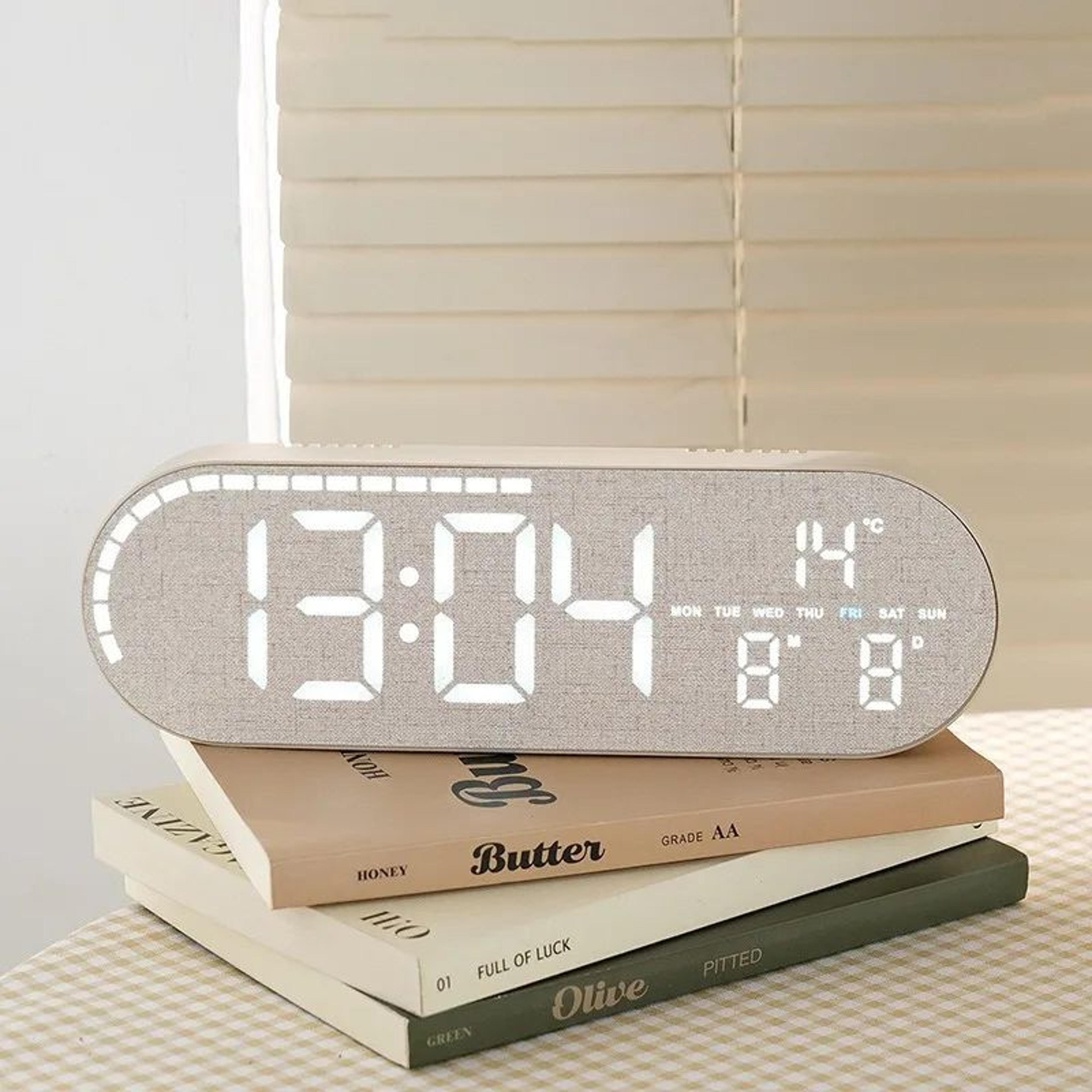nordic wood look digital wall clock – silent desktop alarm clock with temperature, date, week & adjustable brightness