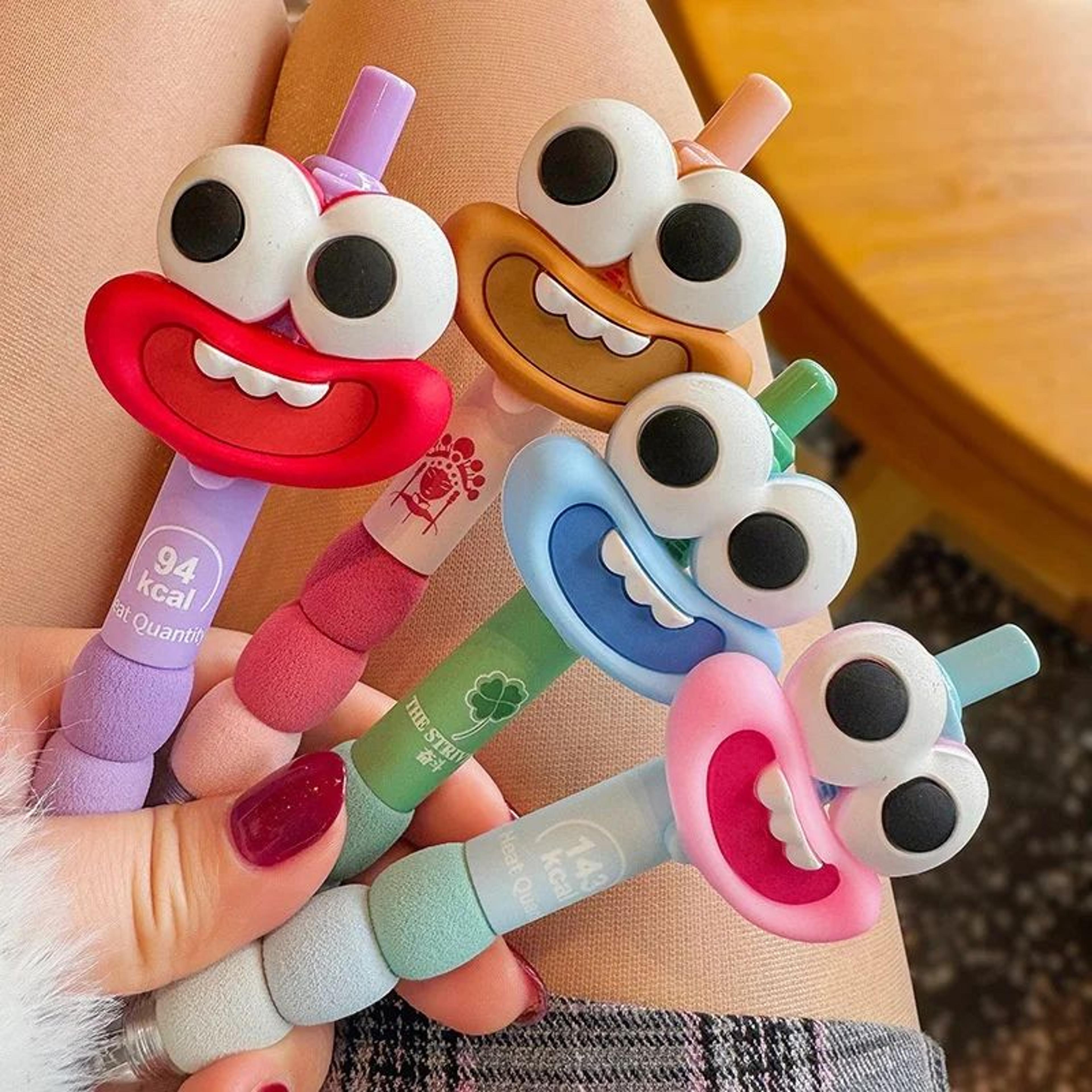 4 pcs funny big mouth cartoon gel pen set
