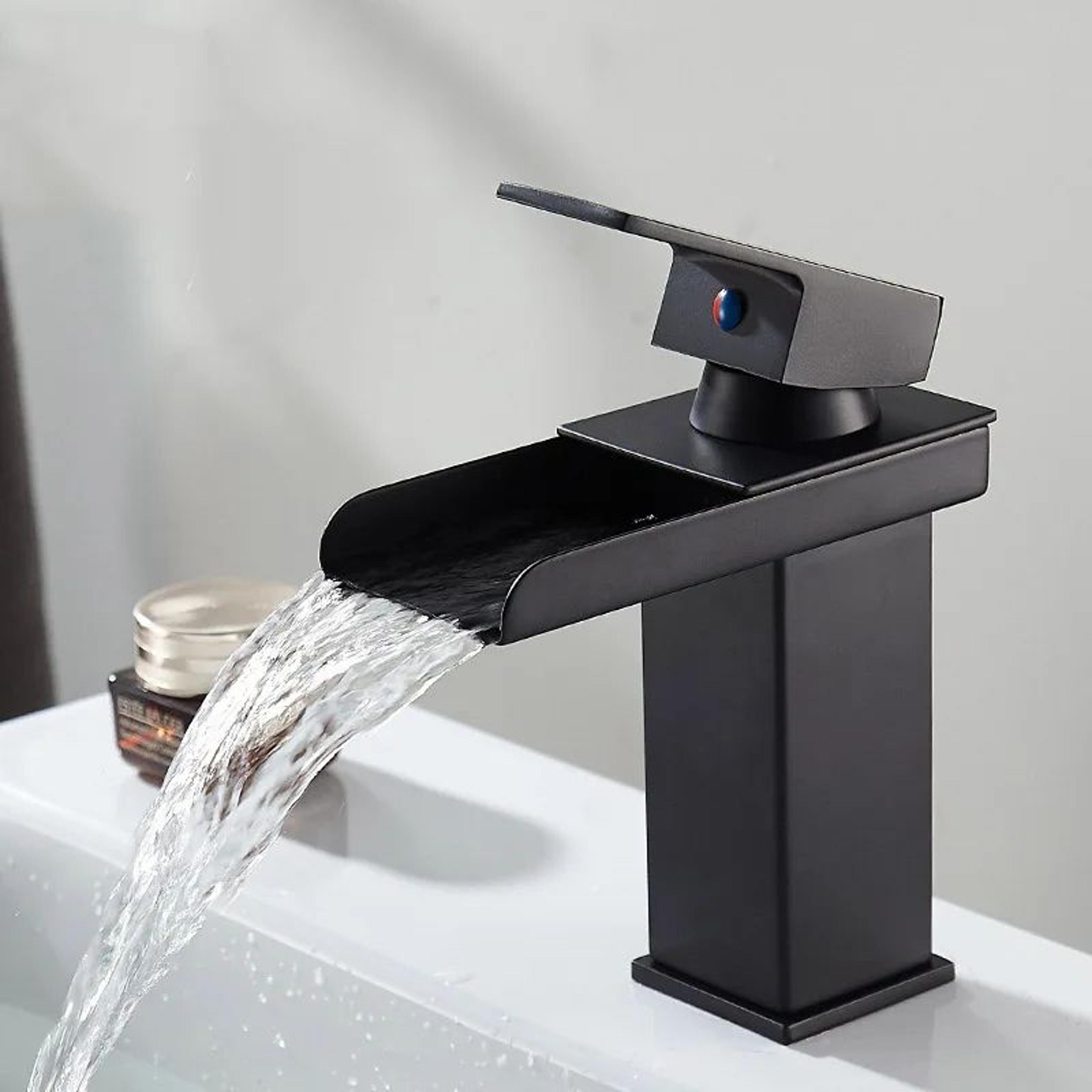 stainless steel waterfall basin faucet