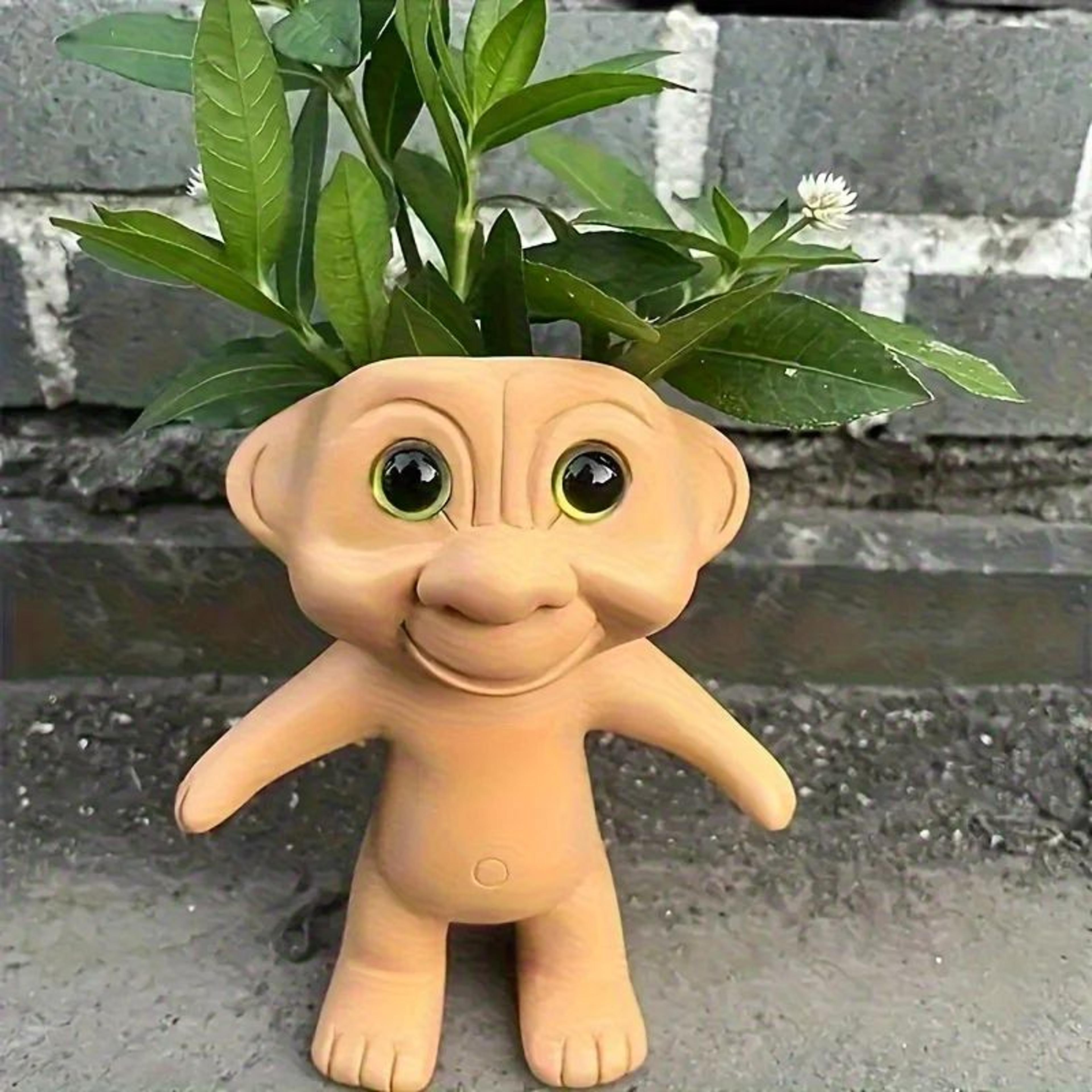 resin gnome planter pot
