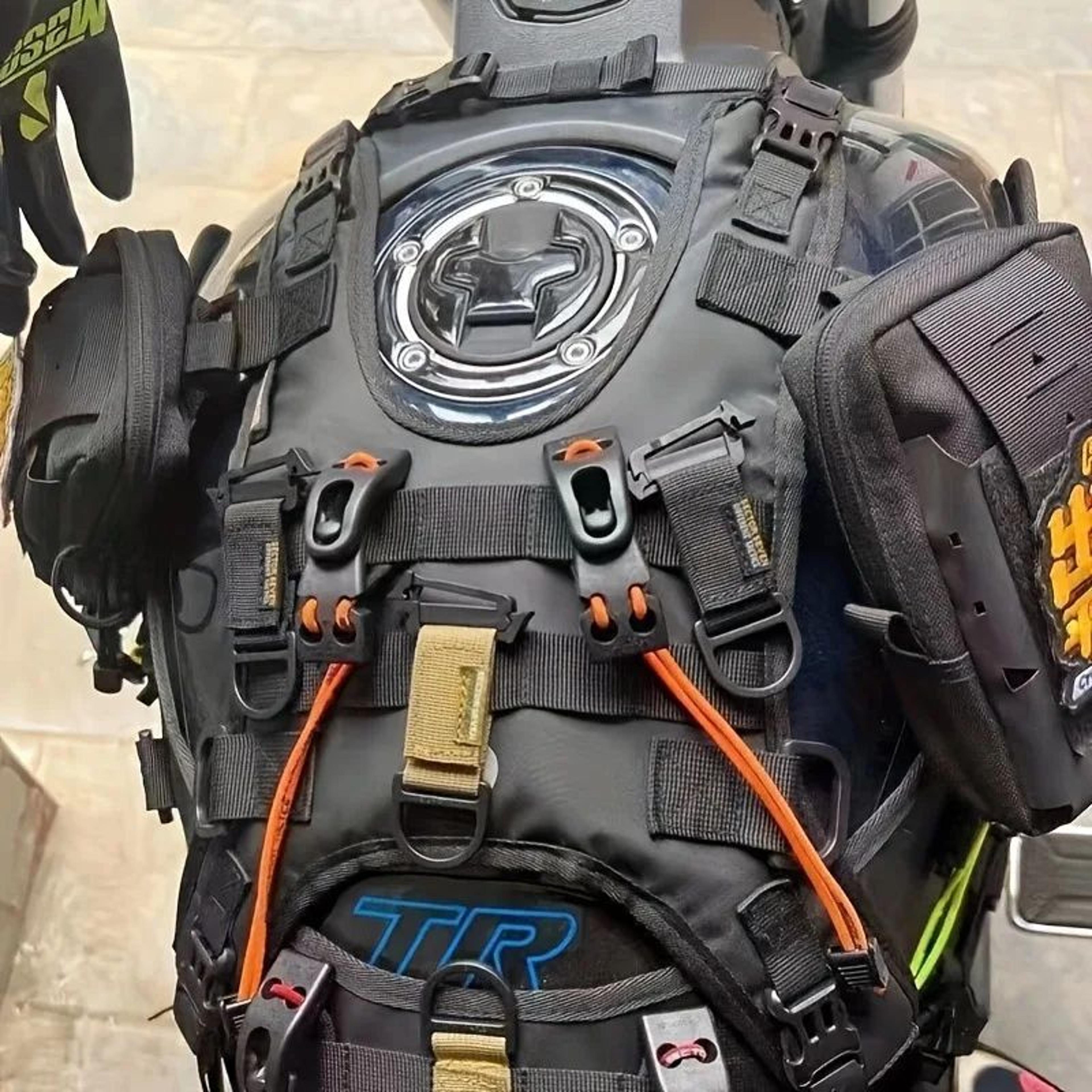 universal motorcycle tank bag base with off-road vest set