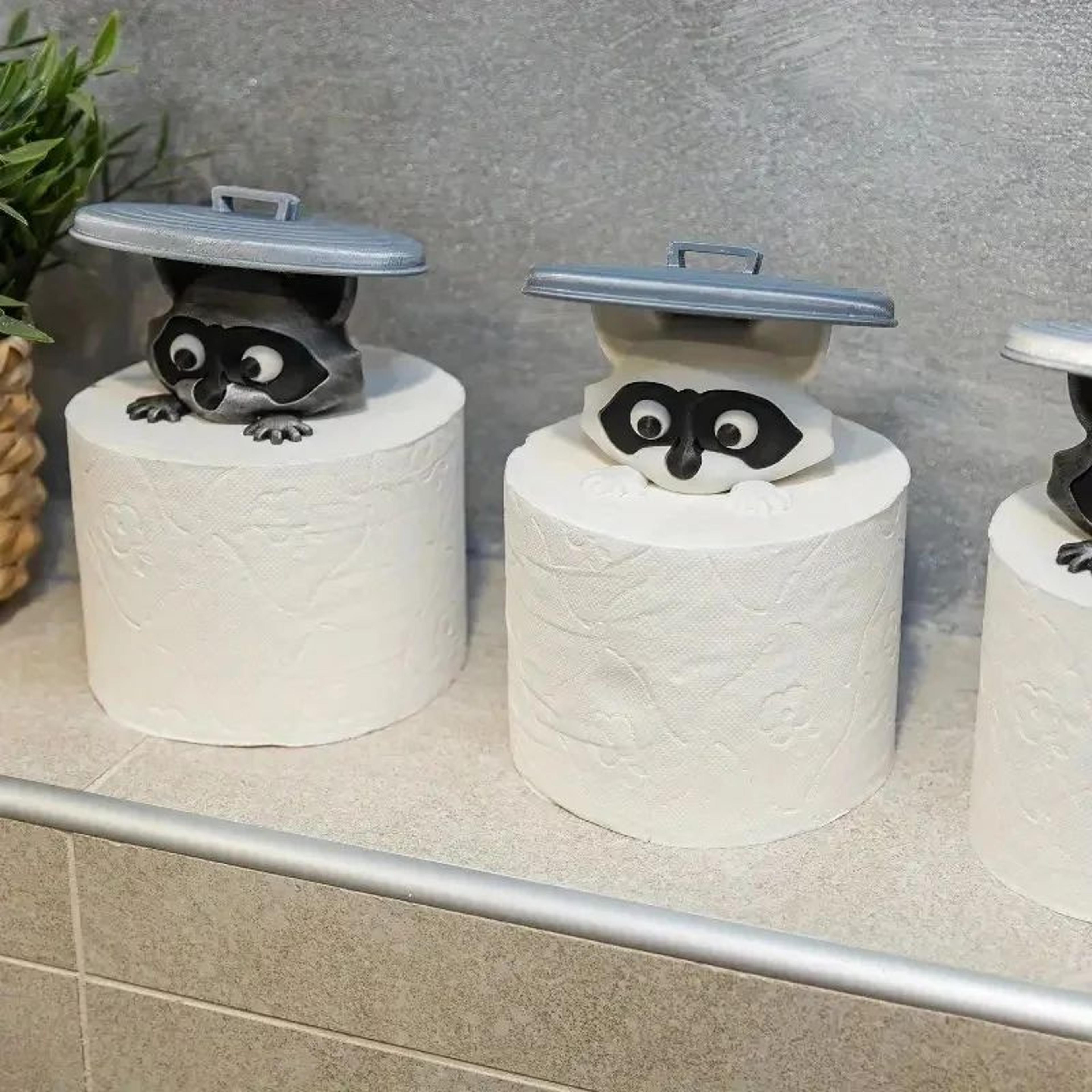 3d printed raccoon toilet paper holder with lid