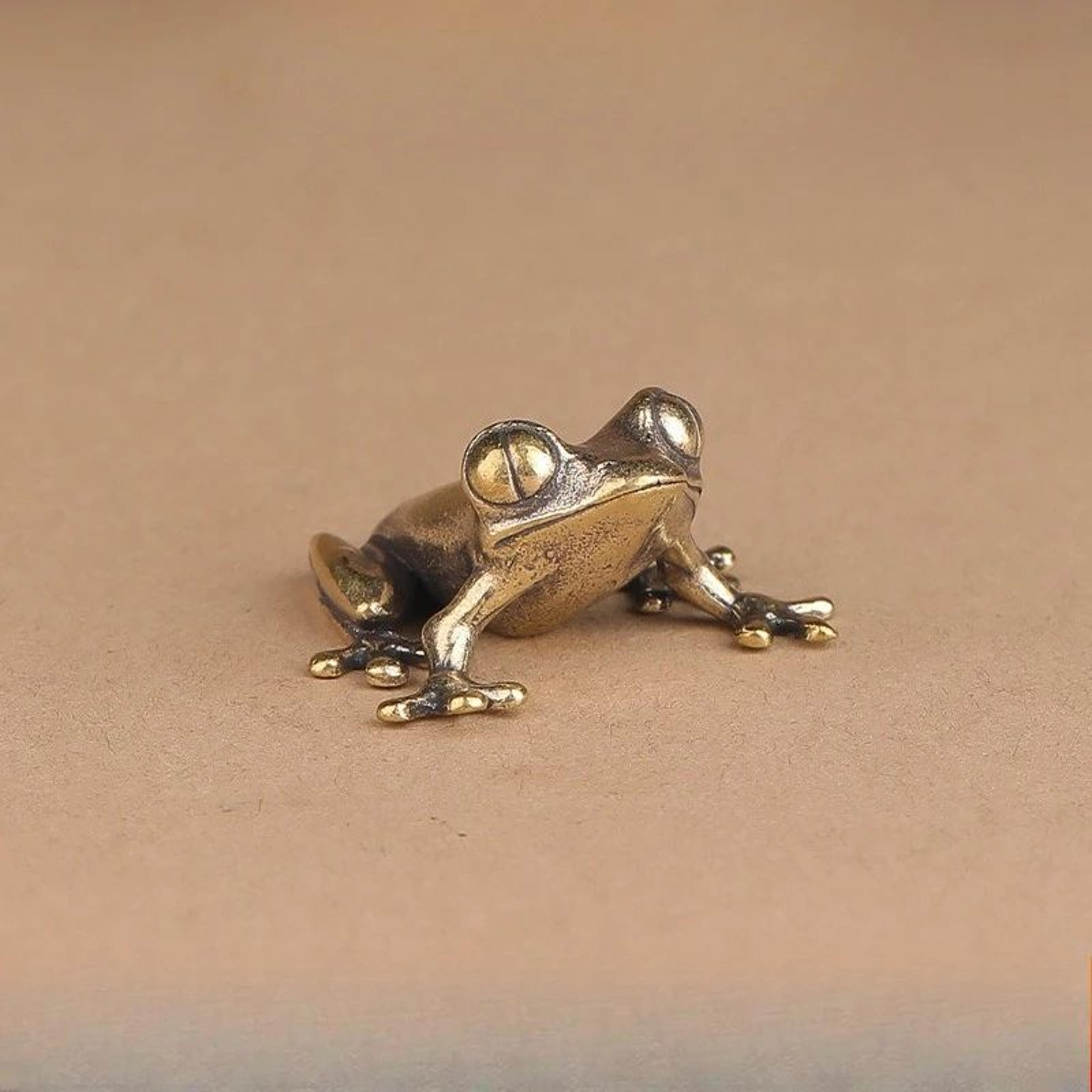retro brass mini frog decorative figurine