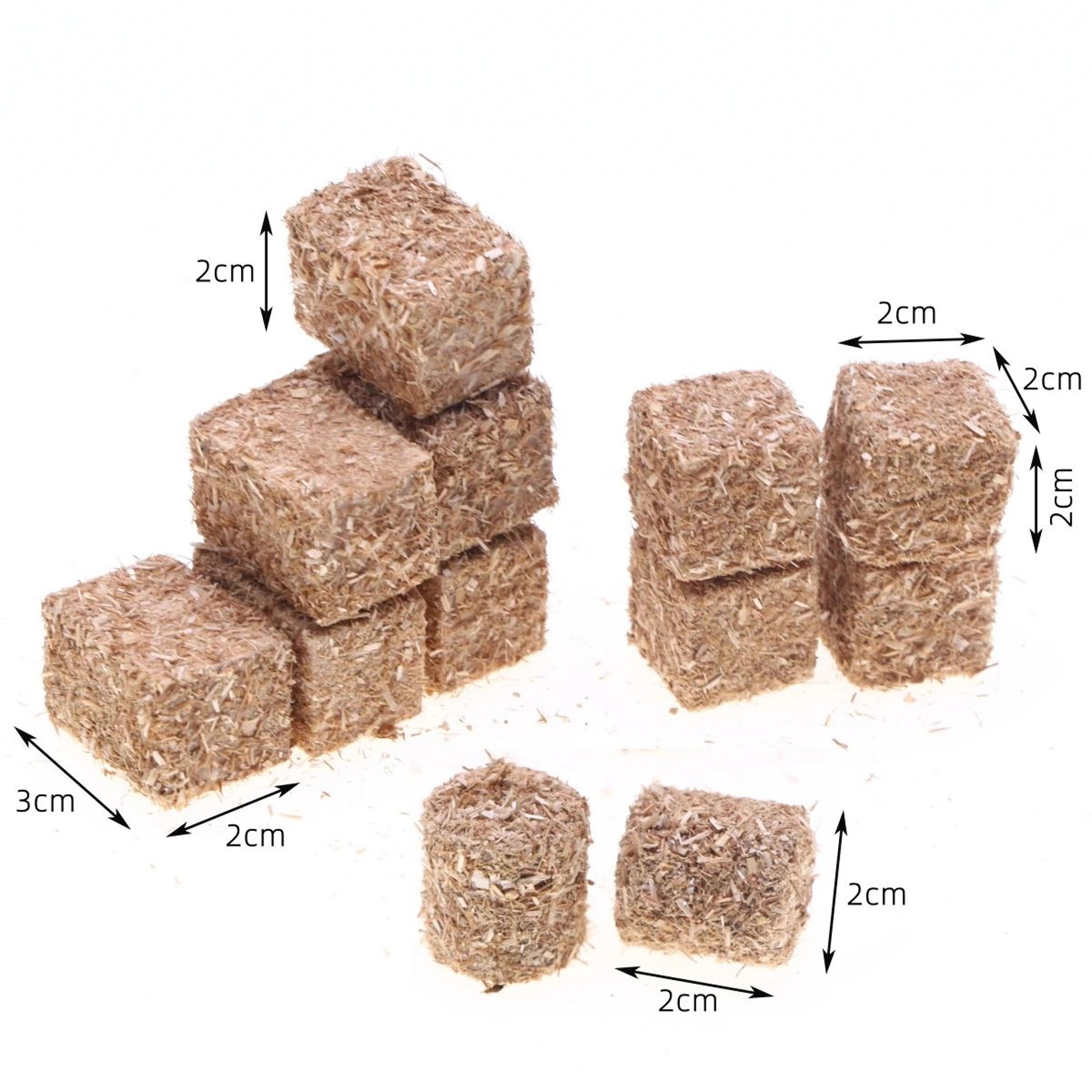 4 piece mini natural hay bale decor set