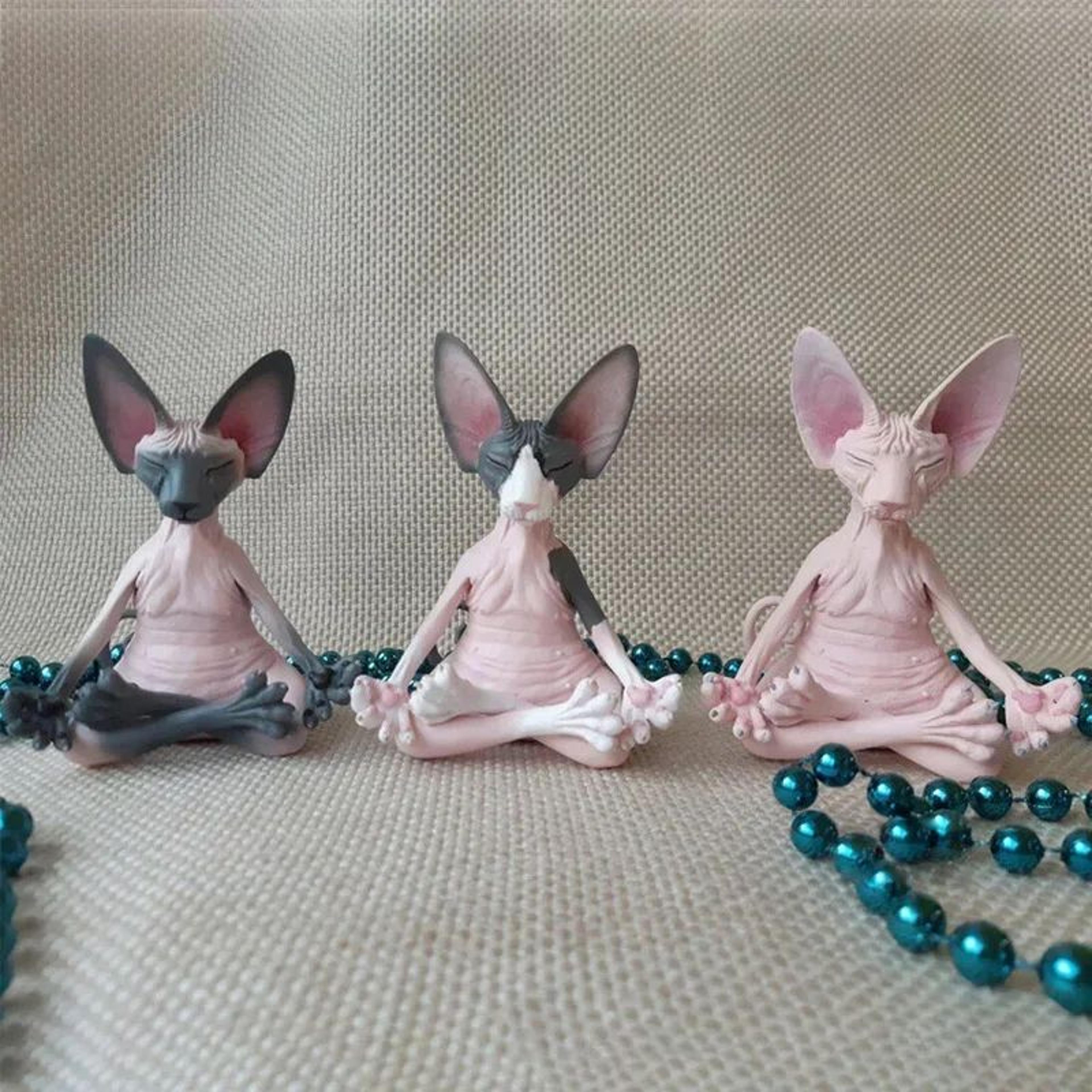 meditating happy cat garden figurine