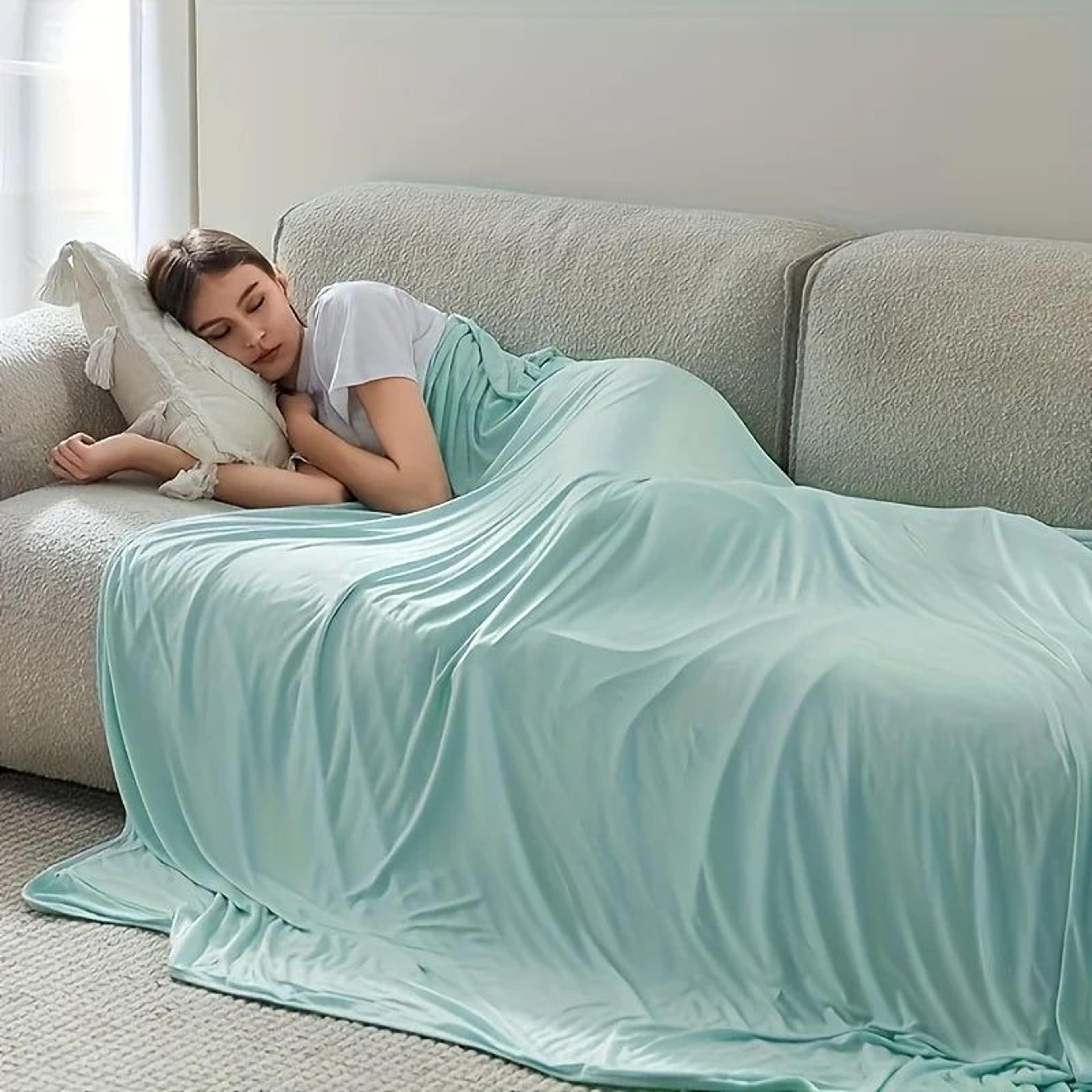 lightweight ice silk summer cooling blanket