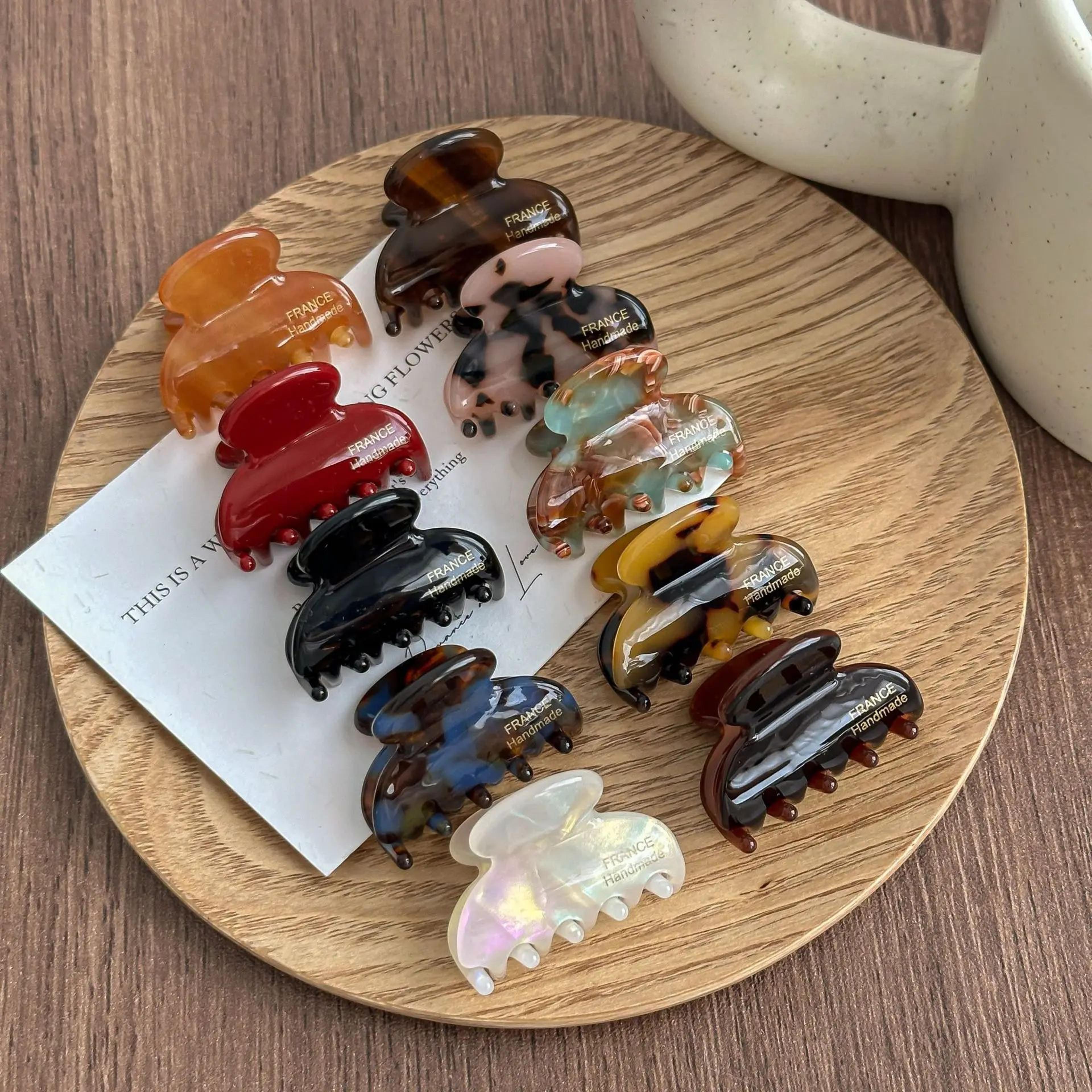 elegant leopard acetate small hair claw clip