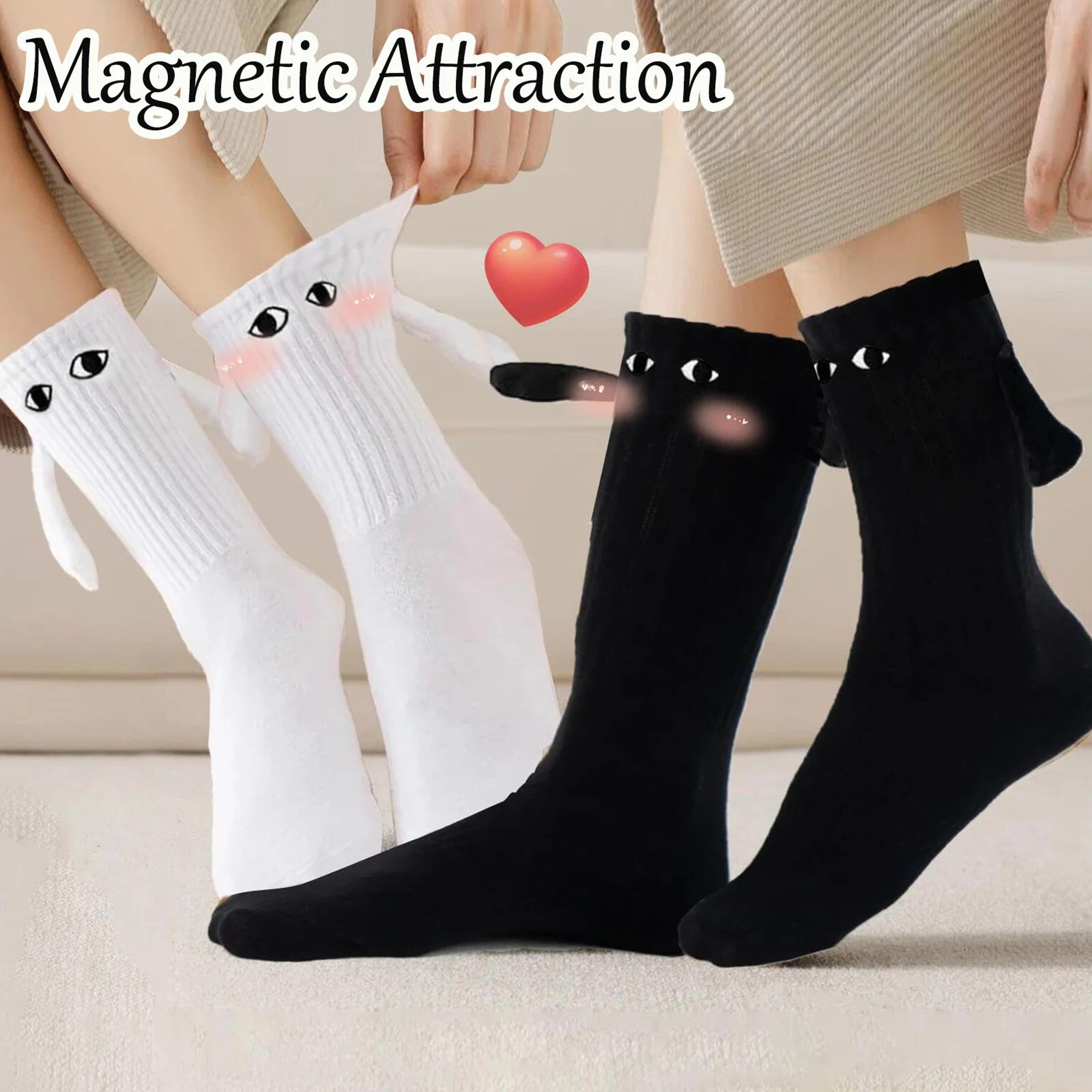 magnetic hand holding novelty socks for couples and best friends