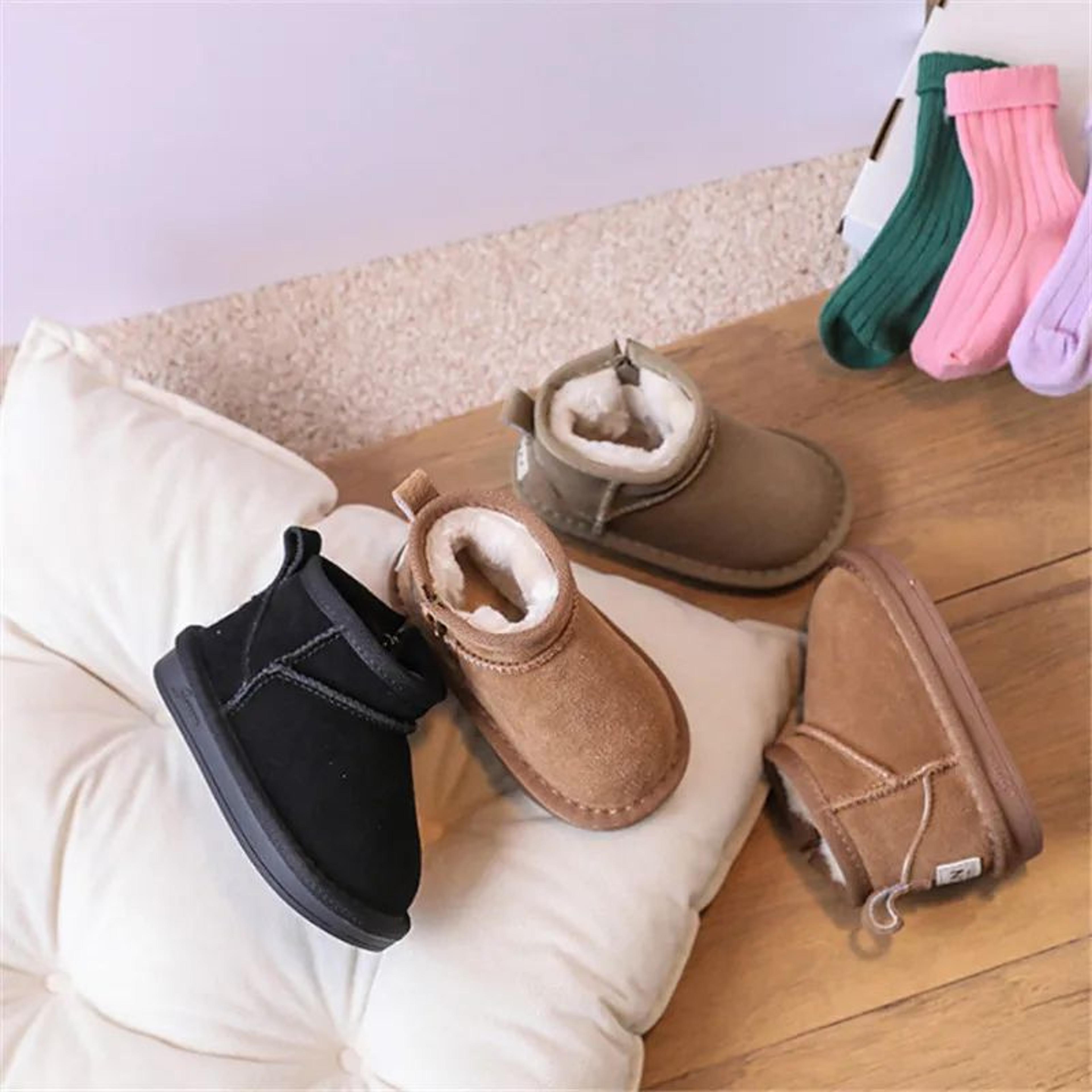 baby winter boots with warm plush lining and non slip soles