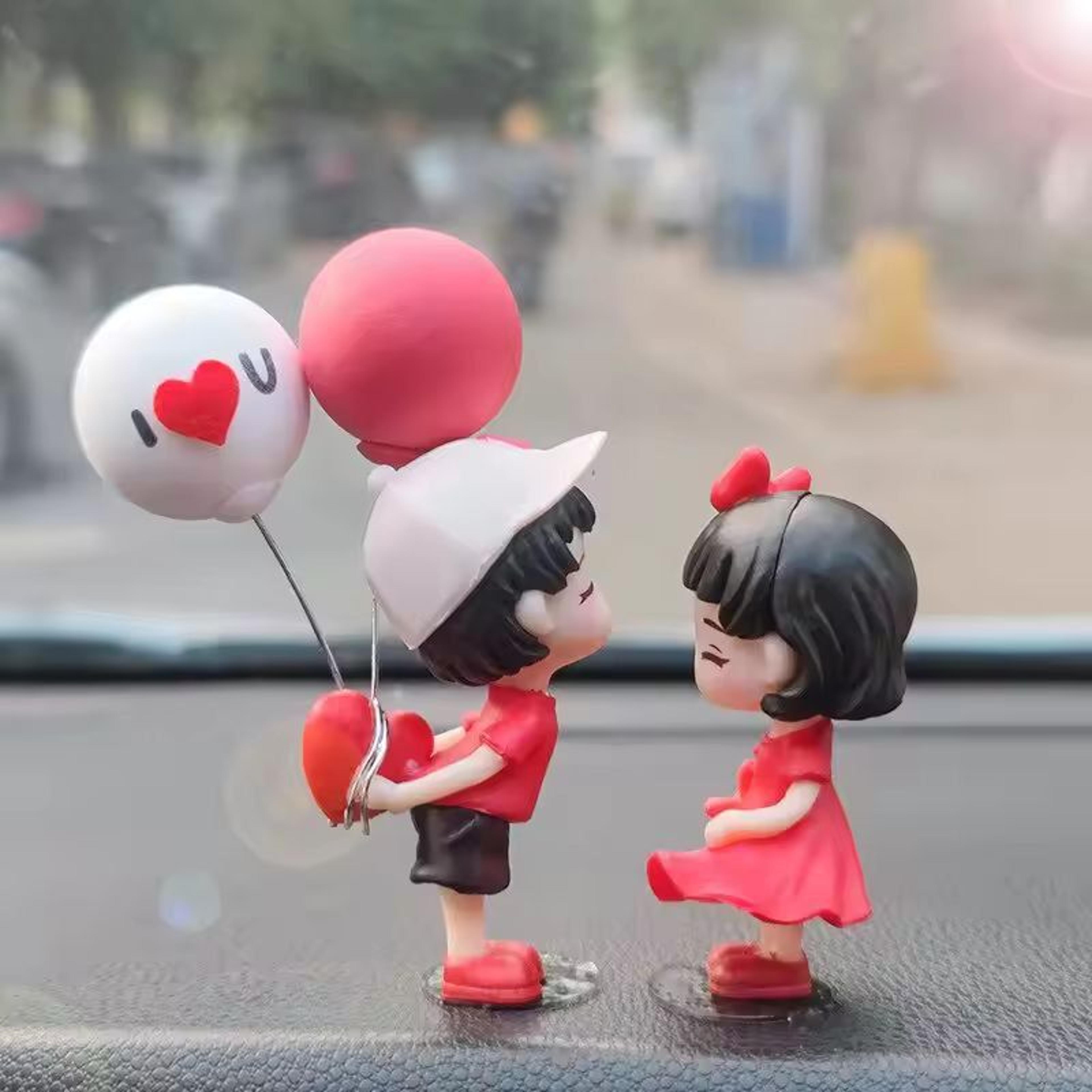 loving drive couple car dashboard figurine – cute cartoon kiss ornament for couples & car interior decor