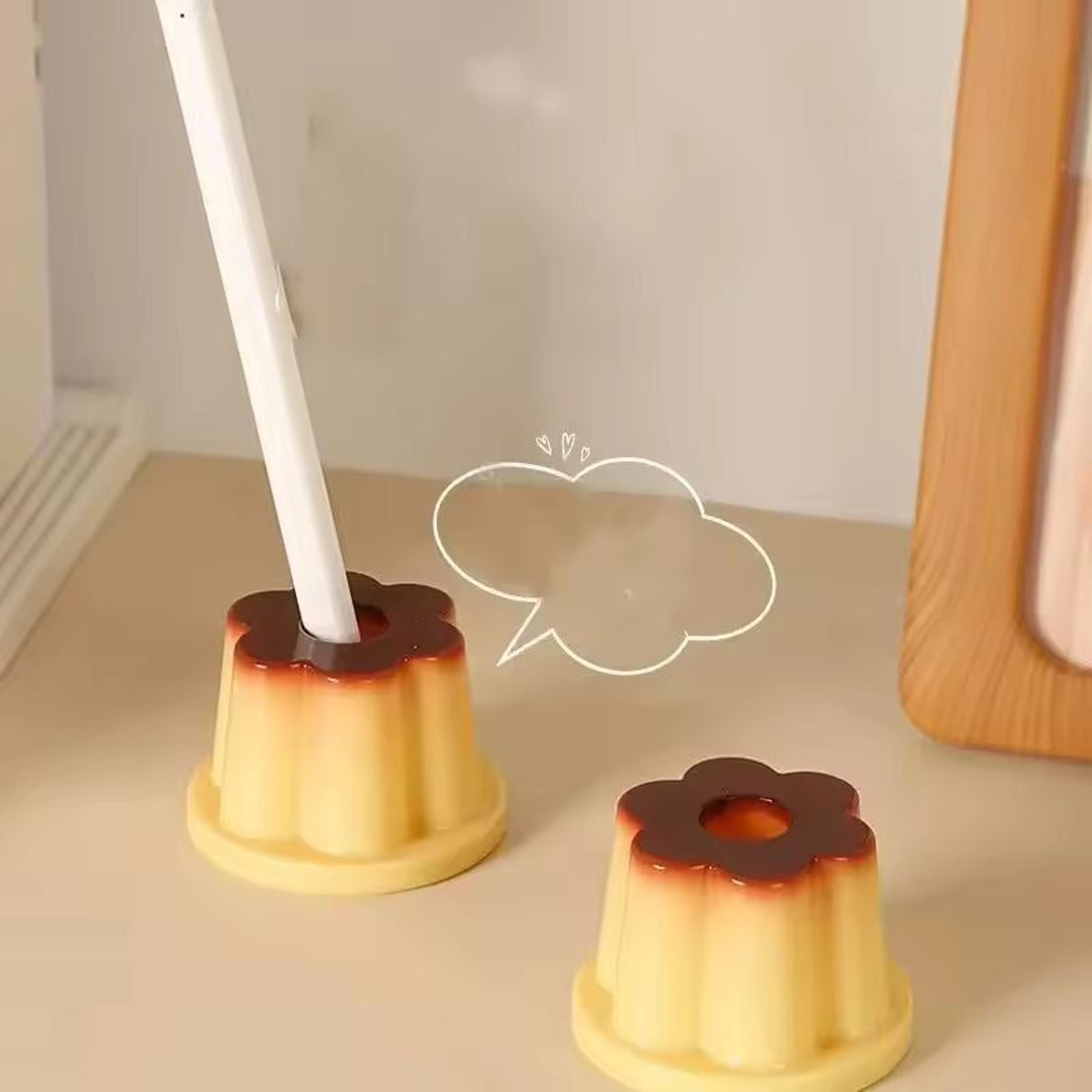 jelly pudding pen holder – cute desktop pencil stand for students & creative workspaces
