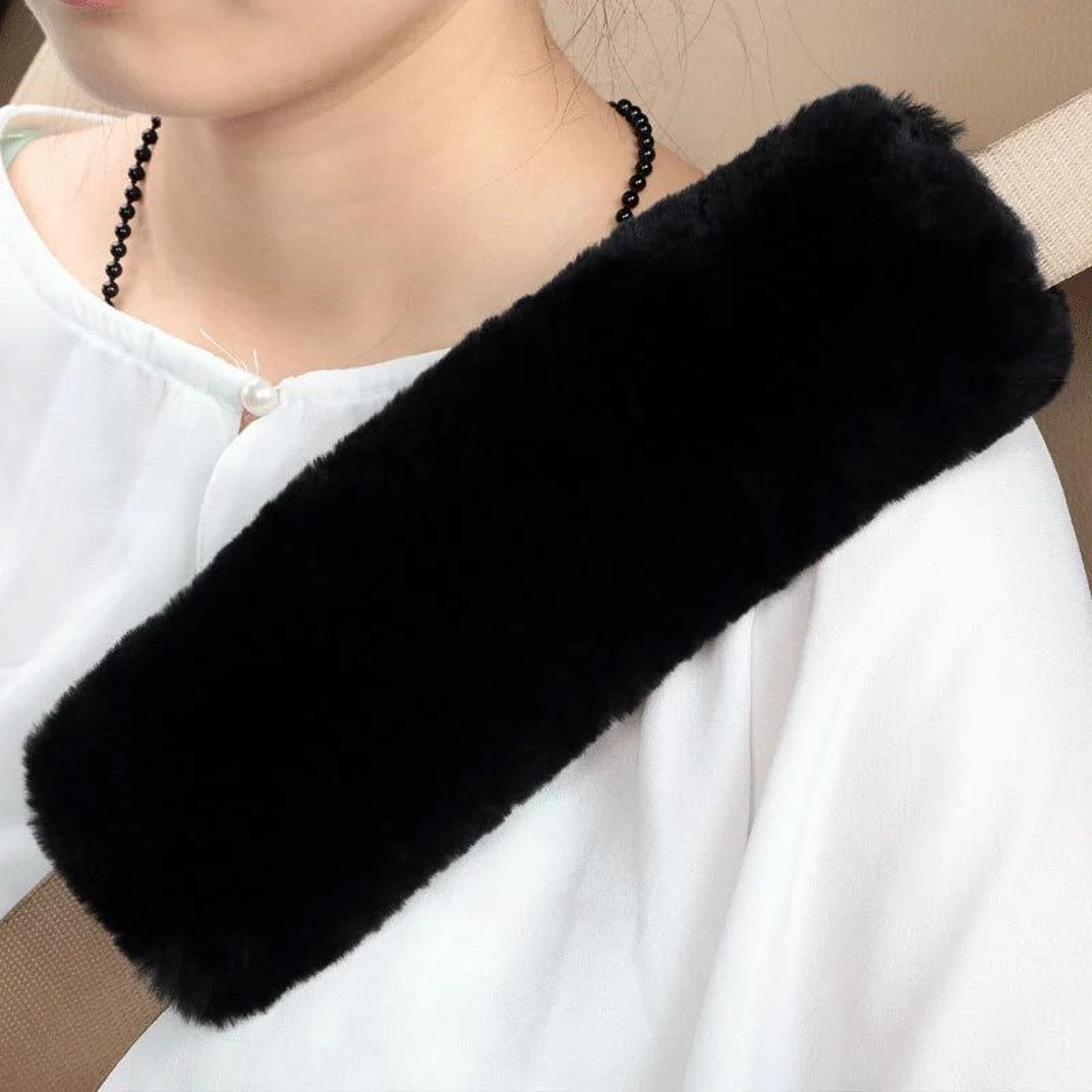 soft plush seat belt cover & seatbelt shoulder pad - neck & shoulder comfort car seat belt cushion (1 pc)