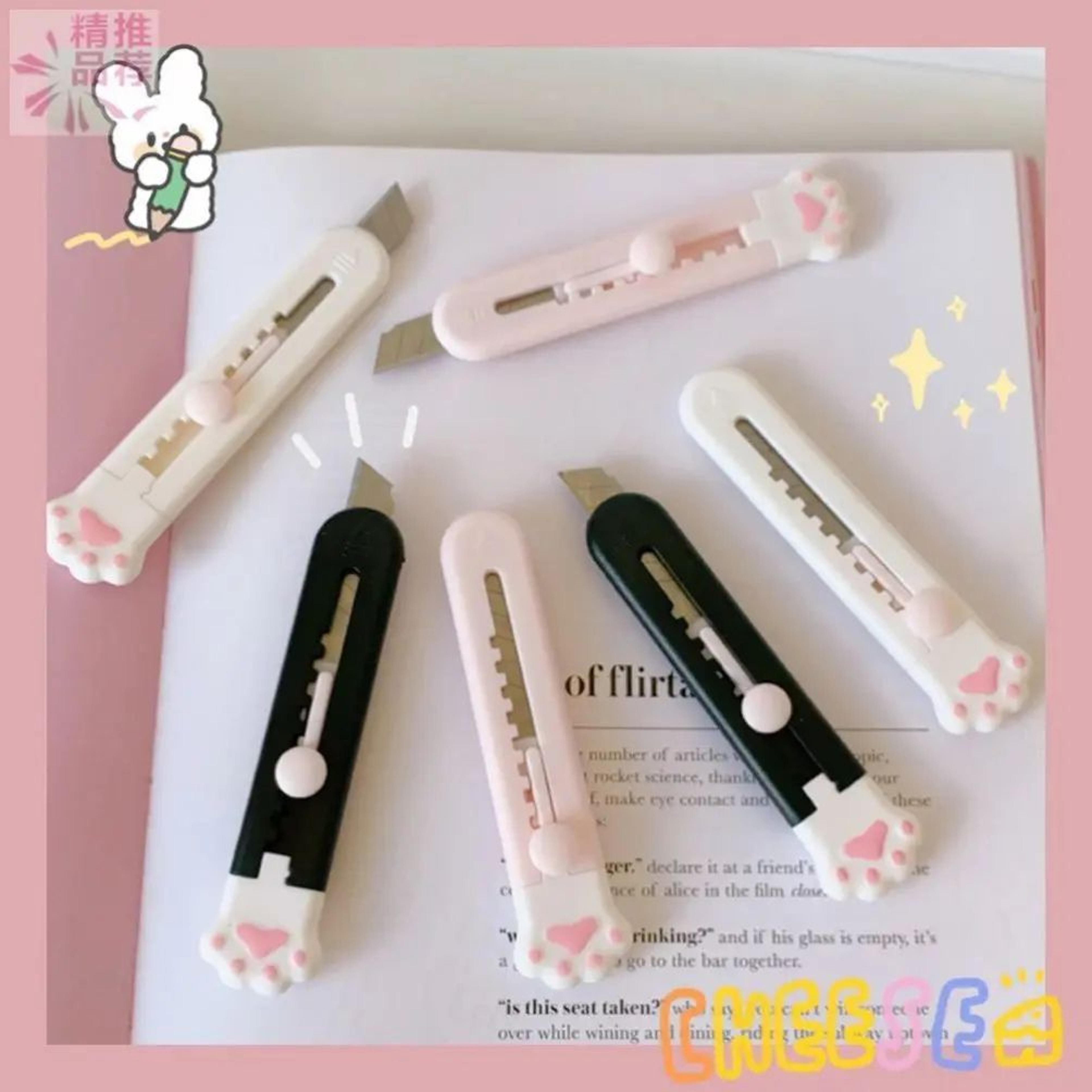 cat paw retractable utility knife – mini box cutter & letter opener for cute desk essentials