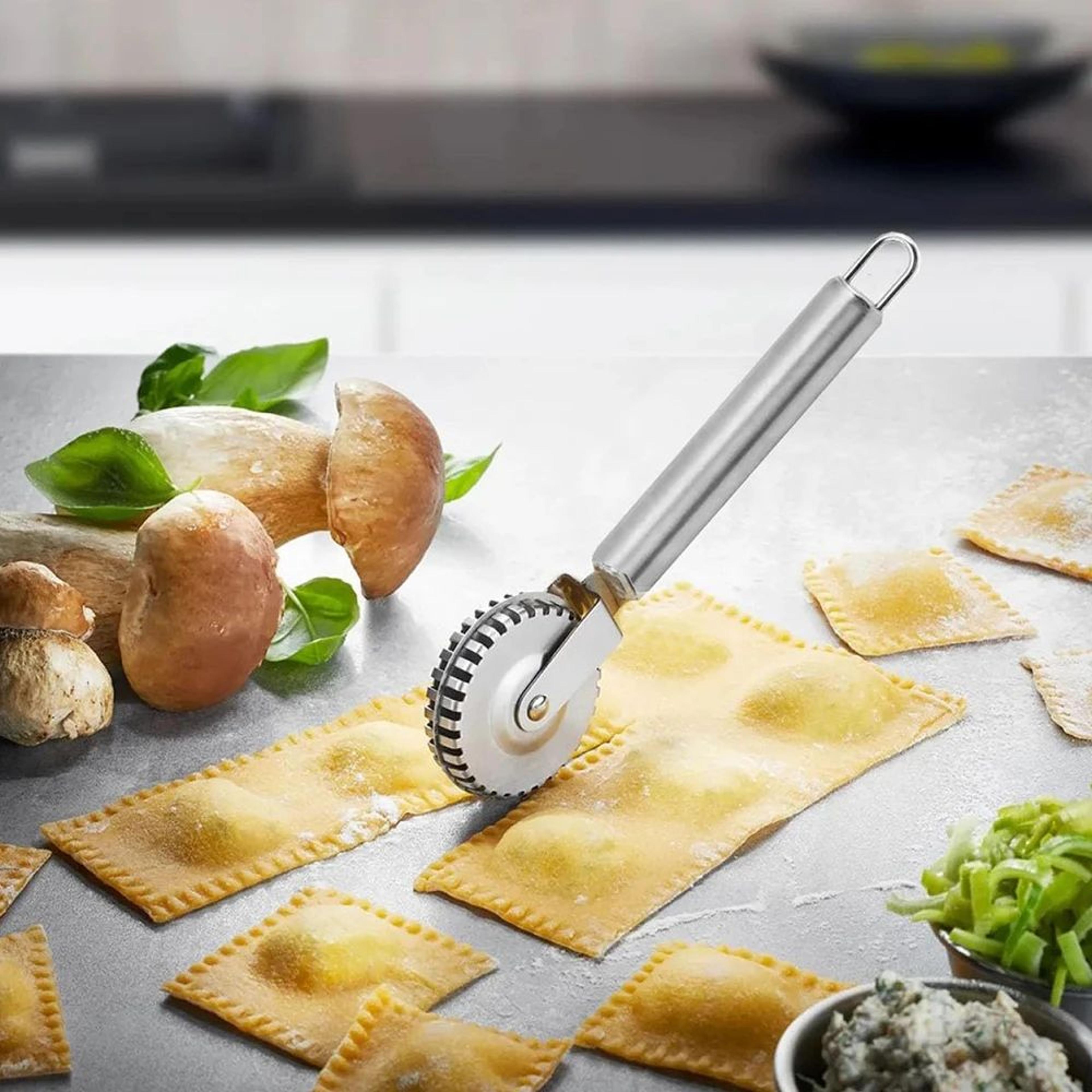 ravioli master stainless steel pasta cutter wheel & sealer