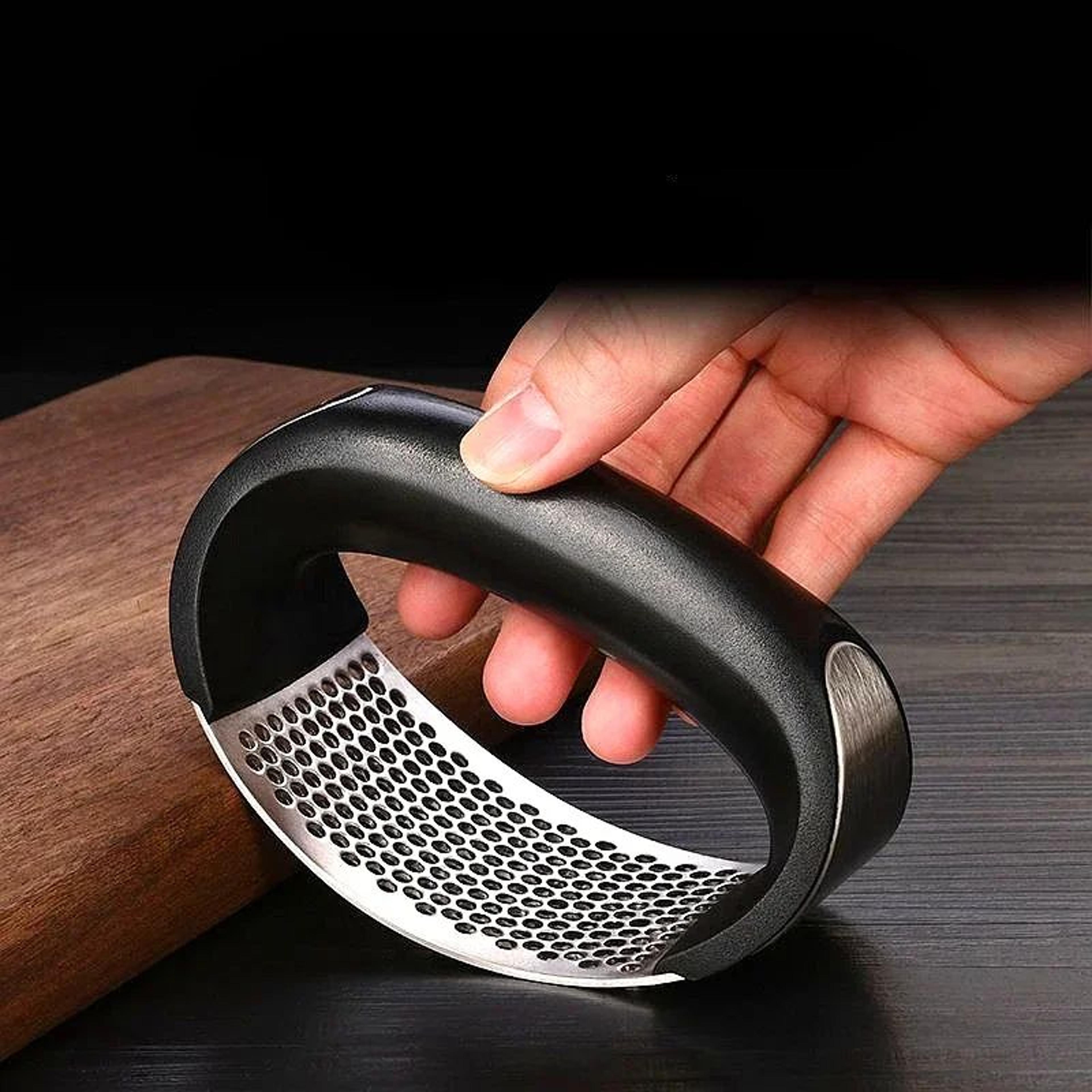 stainless steel garlic press crusher – fast, mess-free manual garlic mincer