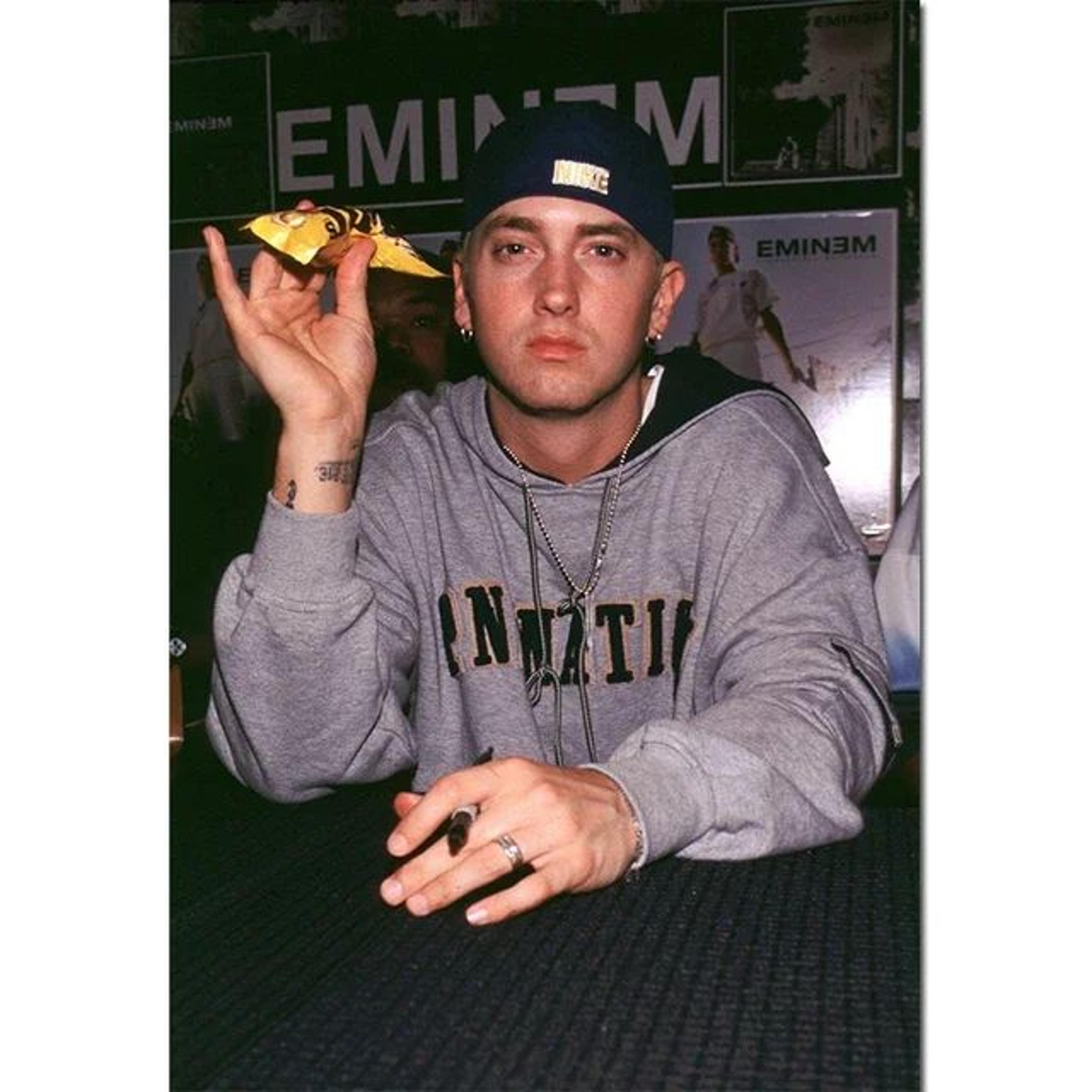 eminem rap icon canvas wall art – premium music canvas print for hip hop decor